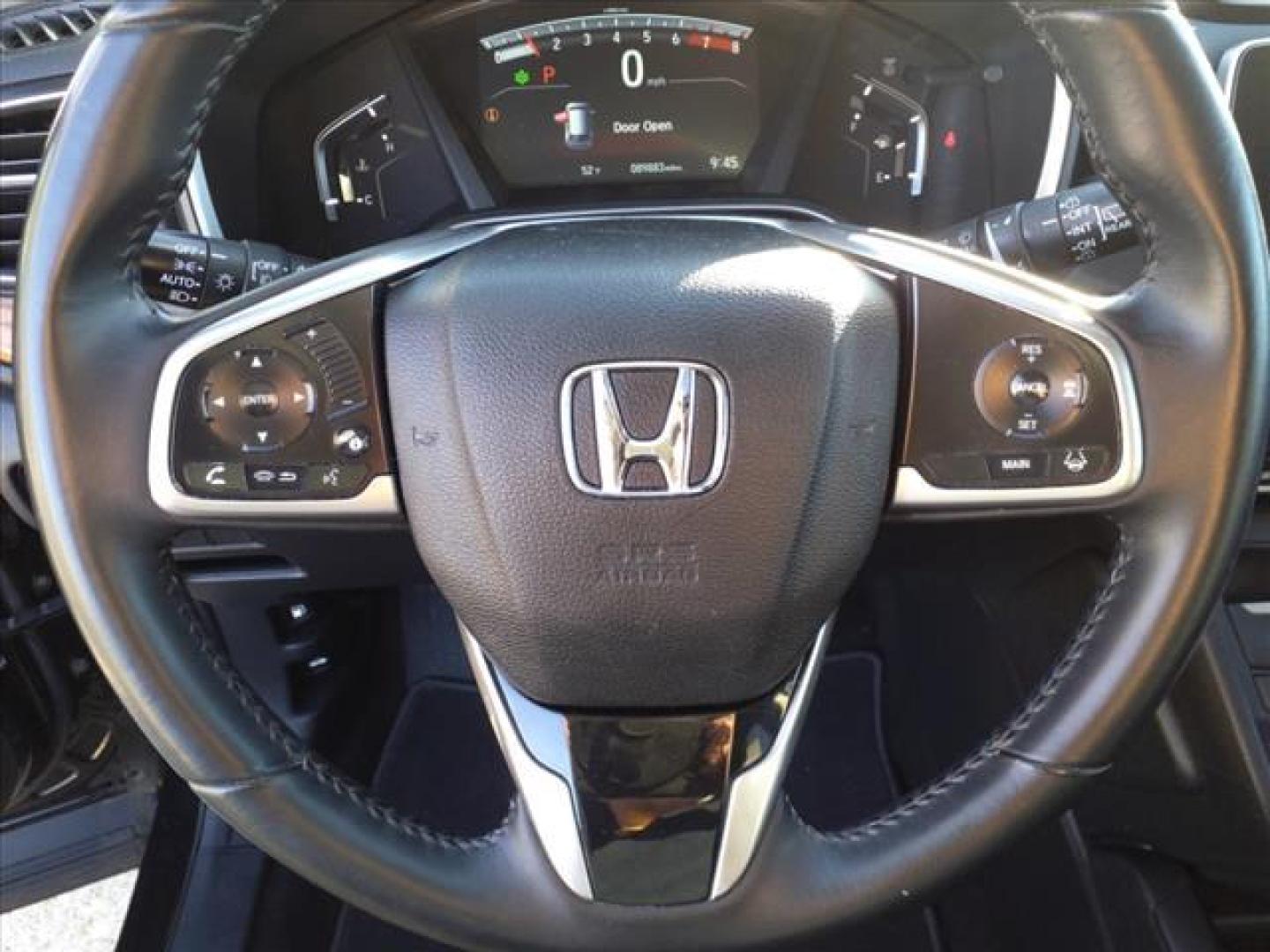 2017 Crystal Black Pearl Bk Honda CR-V AWD EX-L (2HKRW2H8XHH) with an 1.5L 1.5L Turbo I4 190hp 179ft. lbs. Direct Injection engine, CVT transmission, located at 5505 N. Summit St., Toledo, OH, 43611, (419) 729-2688, 41.654953, -83.530014 - Photo#8