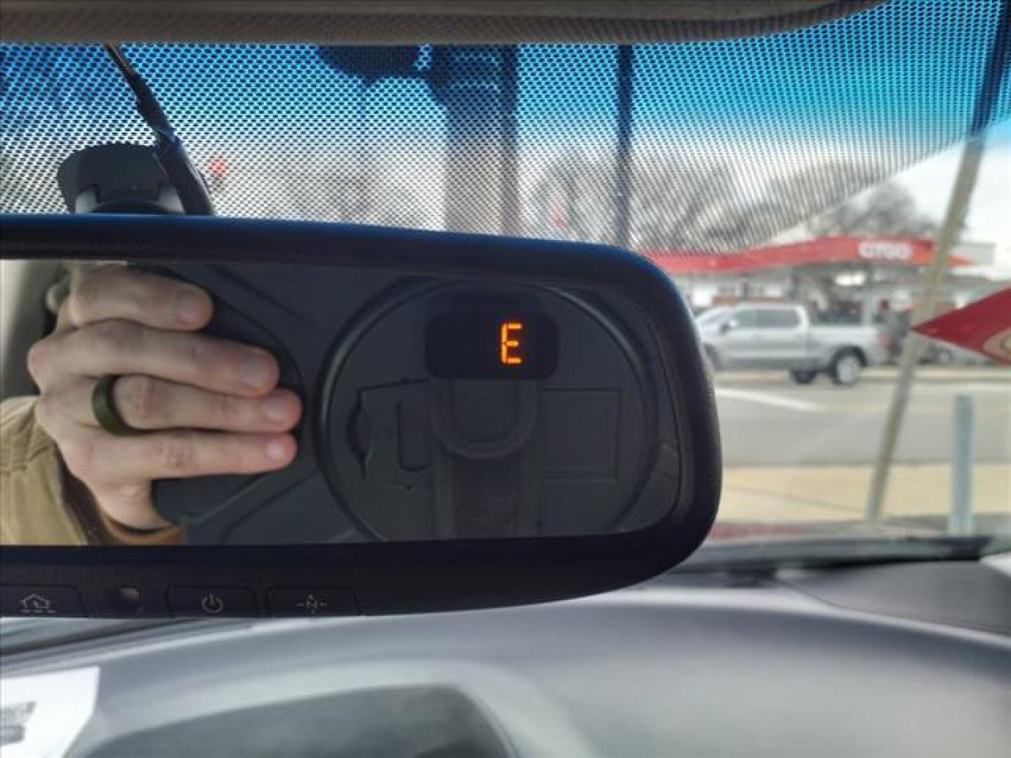 2014 Super Black Kh3 Nissan Murano SV AWD (JN8AZ1MW3EW) with an 3.5L 3.5L V6 260hp 240ft. lbs. Fuel Injected engine, Automatic transmission, located at 5505 N. Summit St., Toledo, OH, 43611, (419) 729-2688, 41.654953, -83.530014 - Photo#17