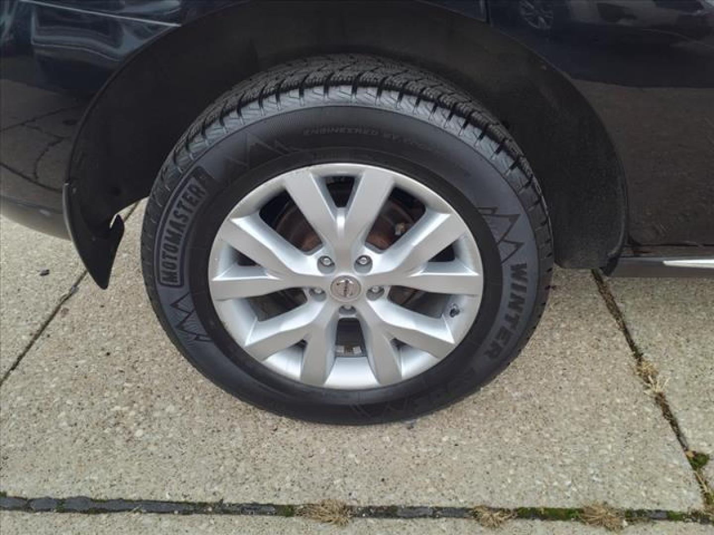 2014 Super Black Kh3 Nissan Murano SV AWD (JN8AZ1MW3EW) with an 3.5L 3.5L V6 260hp 240ft. lbs. Fuel Injected engine, Automatic transmission, located at 5505 N. Summit St., Toledo, OH, 43611, (419) 729-2688, 41.654953, -83.530014 - Photo#27