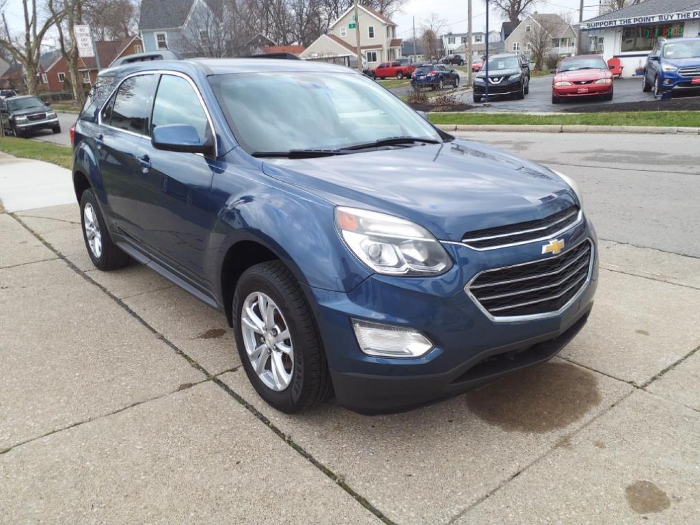 2017 Blue Velvet Metallic G1m Chevrolet Equinox LT (2GNALCEK6H6) with an 2.4L Ecotec 2.4L I4 182hp 172ft. lbs. Direct Injection engine, 6-Speed Shiftable Automatic transmission, located at 5505 N. Summit St., Toledo, OH, 43611, (419) 729-2688, 41.654953, -83.530014 - Photo#17