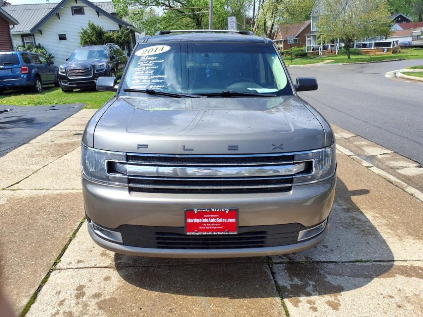 2014 Kodiak Brown Metallic J1 Ford Flex SEL (2FMGK5C86EB) with an 3.5L 3.5L V6 287hp 254ft. lbs. Sequential Multiport Fuel Injection engine, 6-Speed Shiftable Automatic transmission, located at 5505 N. Summit St., Toledo, OH, 43611, (419) 729-2688, 41.654953, -83.530014 - Photo#20