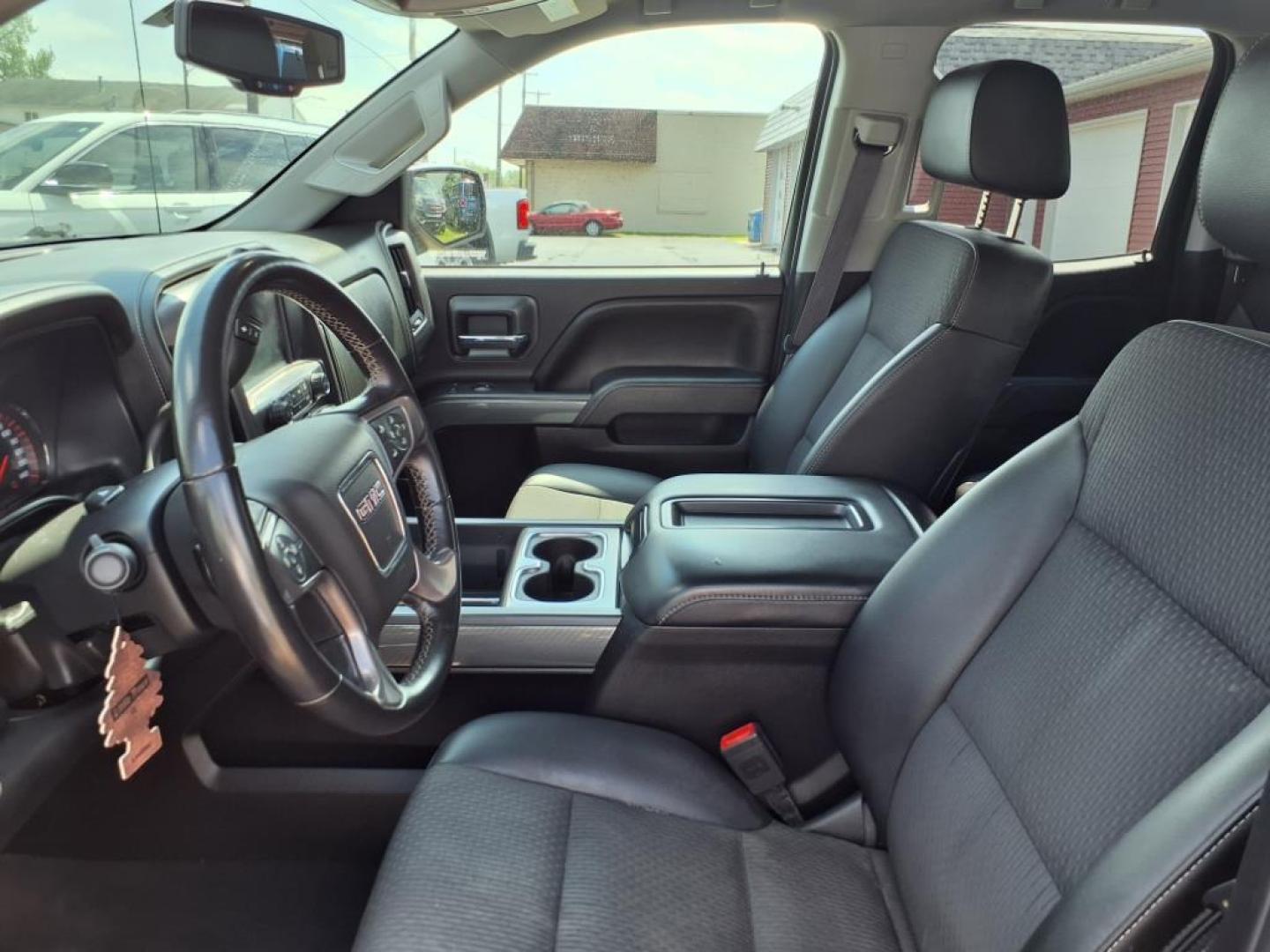 2015 Gray Metallic GMC Sierra 1500 SLE (1GTV2UEC0FZ) with an 5.3L EcoTec3 5.3L V8 355hp 383ft. lbs. Direct Injection engine, 6-Speed Shiftable Automatic w/Overdrive transmission, located at 5505 N. Summit St., Toledo, OH, 43611, (419) 729-2688, 41.654953, -83.530014 - Photo#1