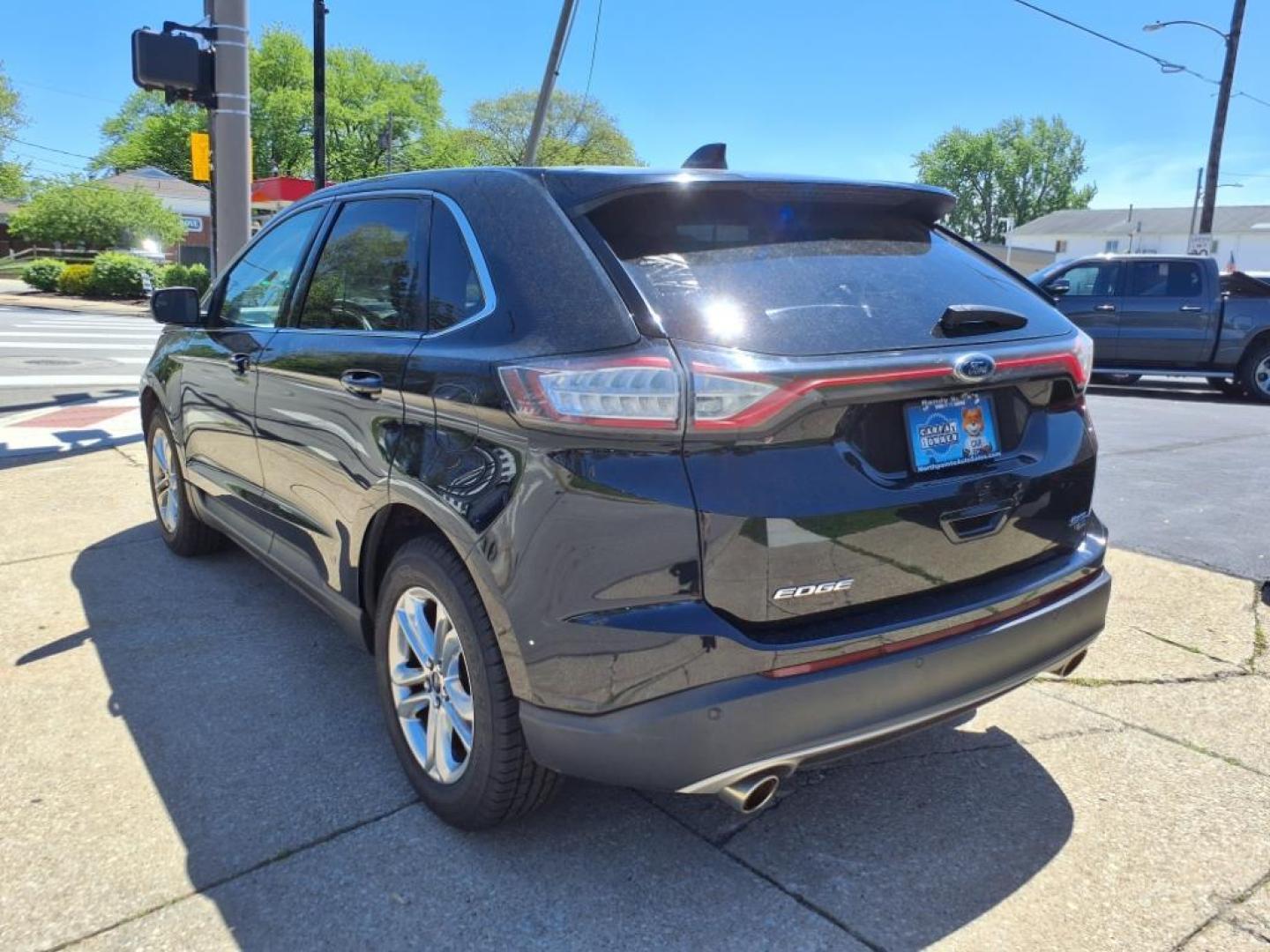 2017 Shadow Black Ford Edge AWD SEL (2FMPK4J87HB) with an 3.5L 3.5L V6 280hp 250ft. lbs. Sequential Multiport Fuel Injection engine, 6-Speed Shiftable Automatic transmission, located at 5505 N. Summit St., Toledo, OH, 43611, (419) 729-2688, 41.654953, -83.530014 - Photo#25