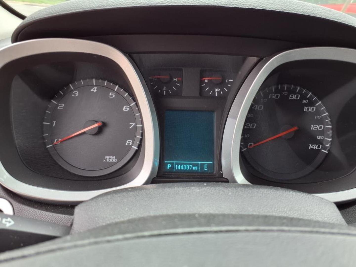 2016 Silver Ice Metallic Chevrolet Equinox AWD LS (2GNFLEEK6G6) with an 2.4L Ecotec 2.4L I4 182hp 172ft. lbs. Direct Injection engine, 6-Speed Shiftable Automatic transmission, located at 5505 N. Summit St., Toledo, OH, 43611, (419) 729-2688, 41.654953, -83.530014 - Photo#8