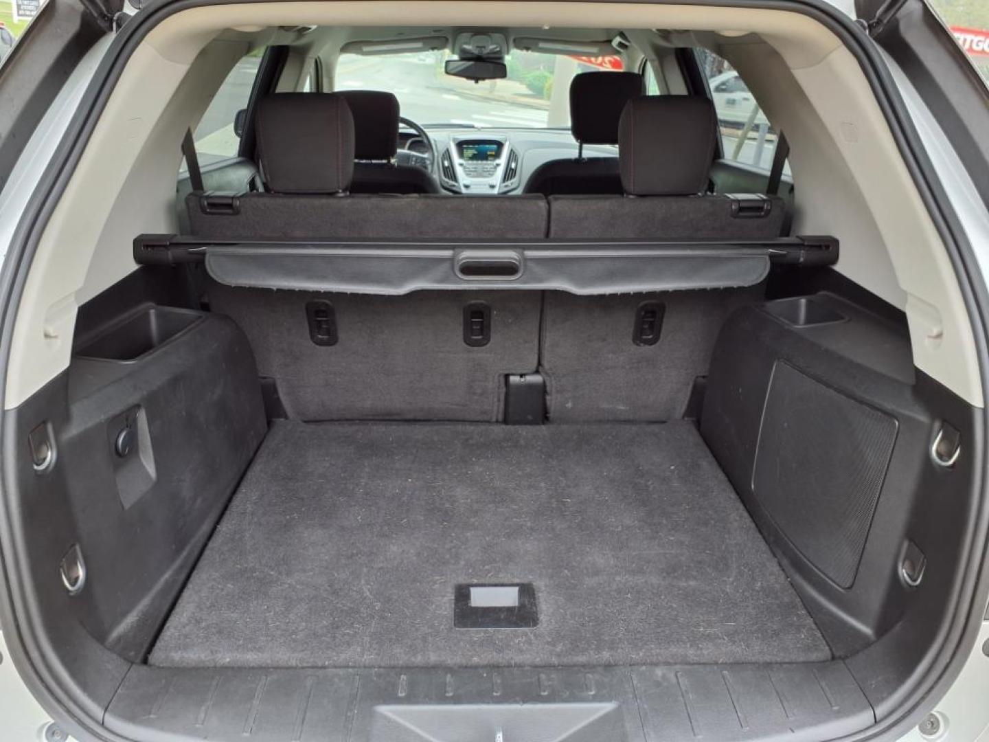 2016 Silver Ice Metallic Chevrolet Equinox AWD LS (2GNFLEEK6G6) with an 2.4L Ecotec 2.4L I4 182hp 172ft. lbs. Direct Injection engine, 6-Speed Shiftable Automatic transmission, located at 5505 N. Summit St., Toledo, OH, 43611, (419) 729-2688, 41.654953, -83.530014 - Photo#13