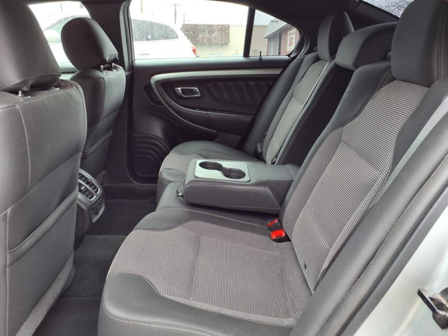 2017 Ingot Silver Ford Taurus AWD SEL (1FAHP2H88HG) with an 3.5L 3.5L V6 288hp 254ft. lbs. Sequential Multiport Fuel Injection engine, 6-Speed Shiftable Automatic transmission, located at 5505 N. Summit St., Toledo, OH, 43611, (419) 729-2688, 41.654953, -83.530014 - Photo#3