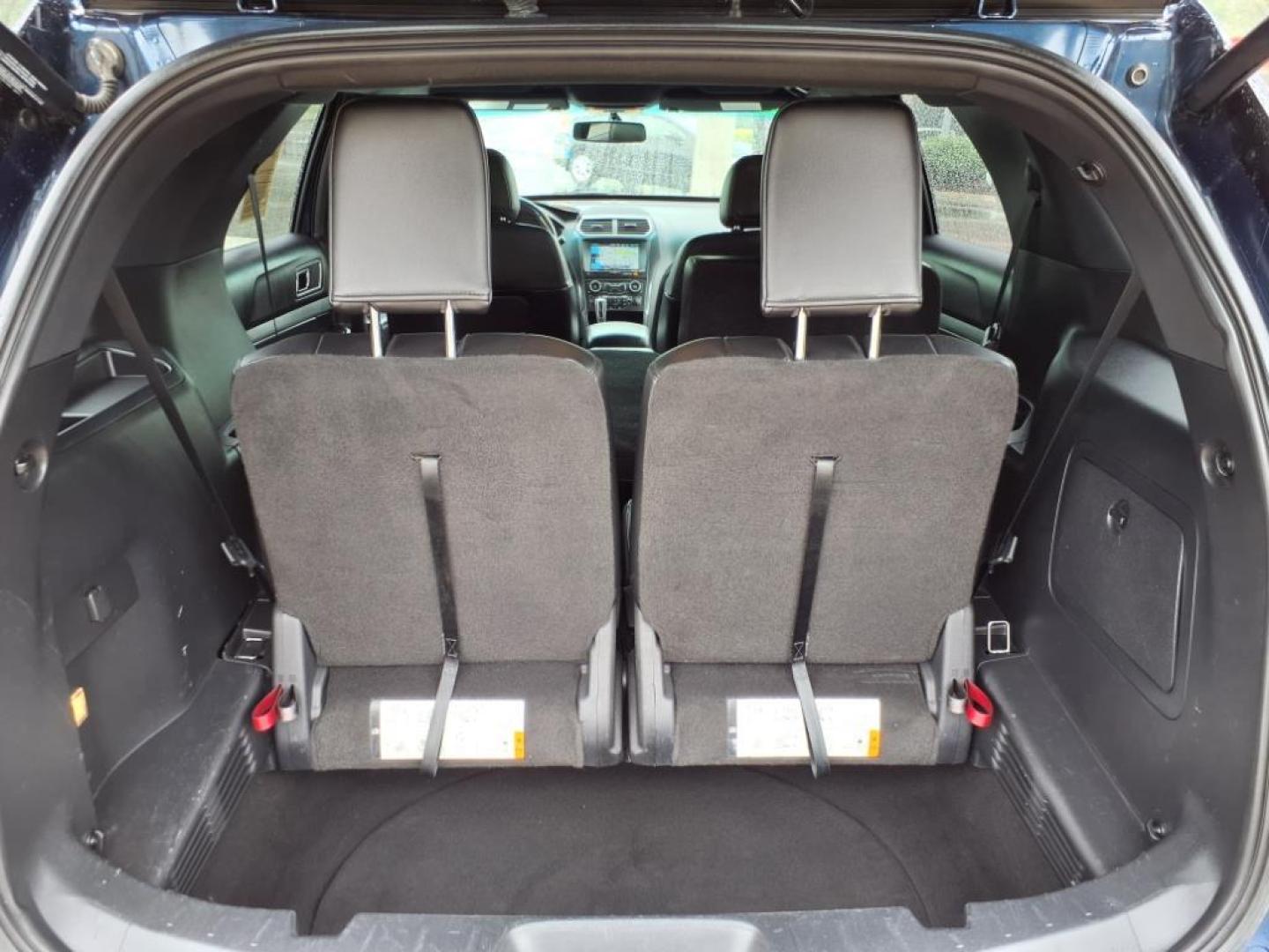 2016 Blue Jeans Ford Explorer AWD XLT (1FM5K8DH7GG) with an 2.3L EcoBoost 2.3L Turbo I4 280hp 310ft. lbs. Direct Injection engine, 6-Speed Shiftable Automatic transmission, located at 5505 N. Summit St., Toledo, OH, 43611, (419) 729-2688, 41.654953, -83.530014 - Photo#17