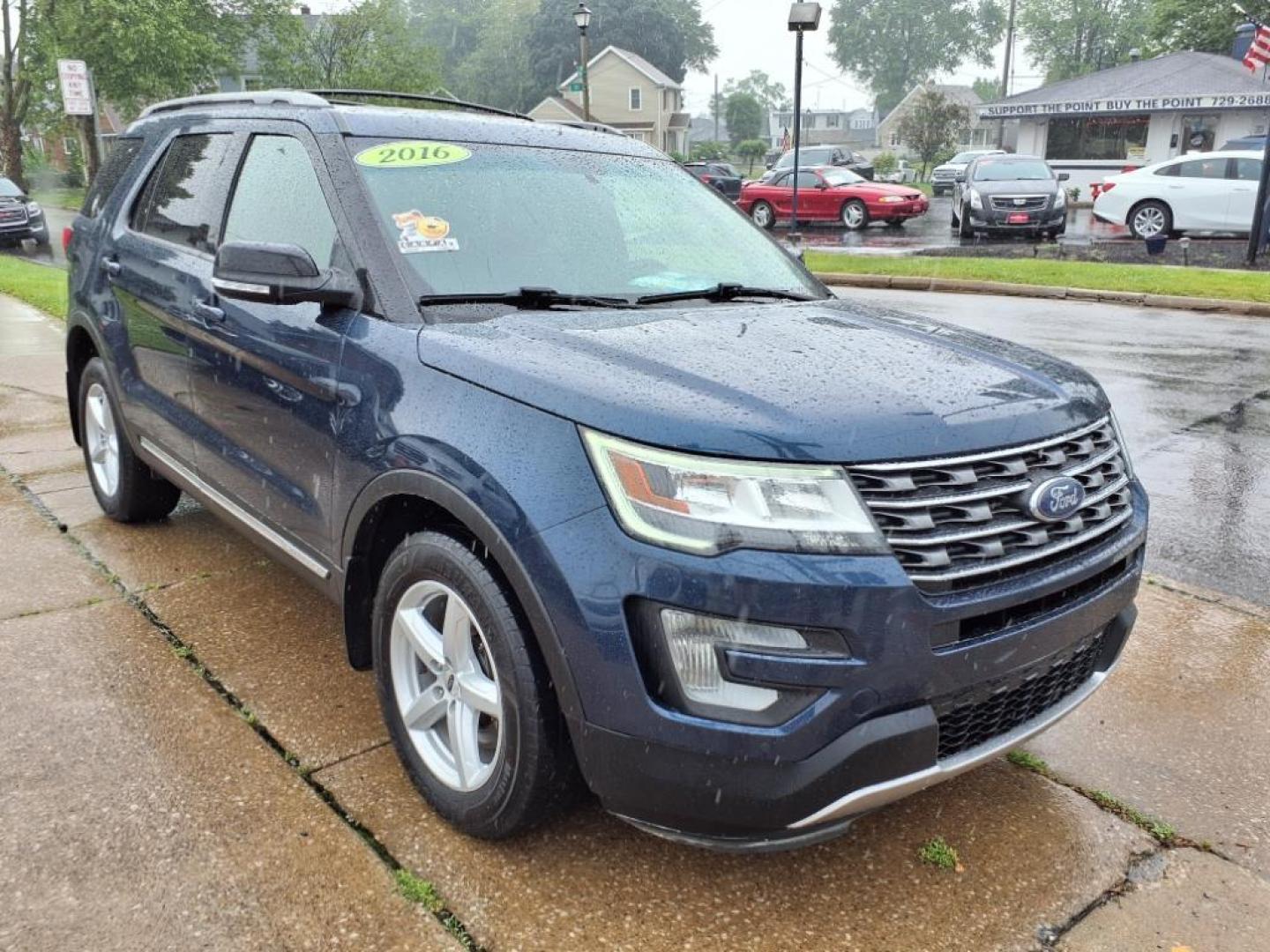 2016 Blue Jeans Ford Explorer AWD XLT (1FM5K8DH7GG) with an 2.3L EcoBoost 2.3L Turbo I4 280hp 310ft. lbs. Direct Injection engine, 6-Speed Shiftable Automatic transmission, located at 5505 N. Summit St., Toledo, OH, 43611, (419) 729-2688, 41.654953, -83.530014 - Photo#19