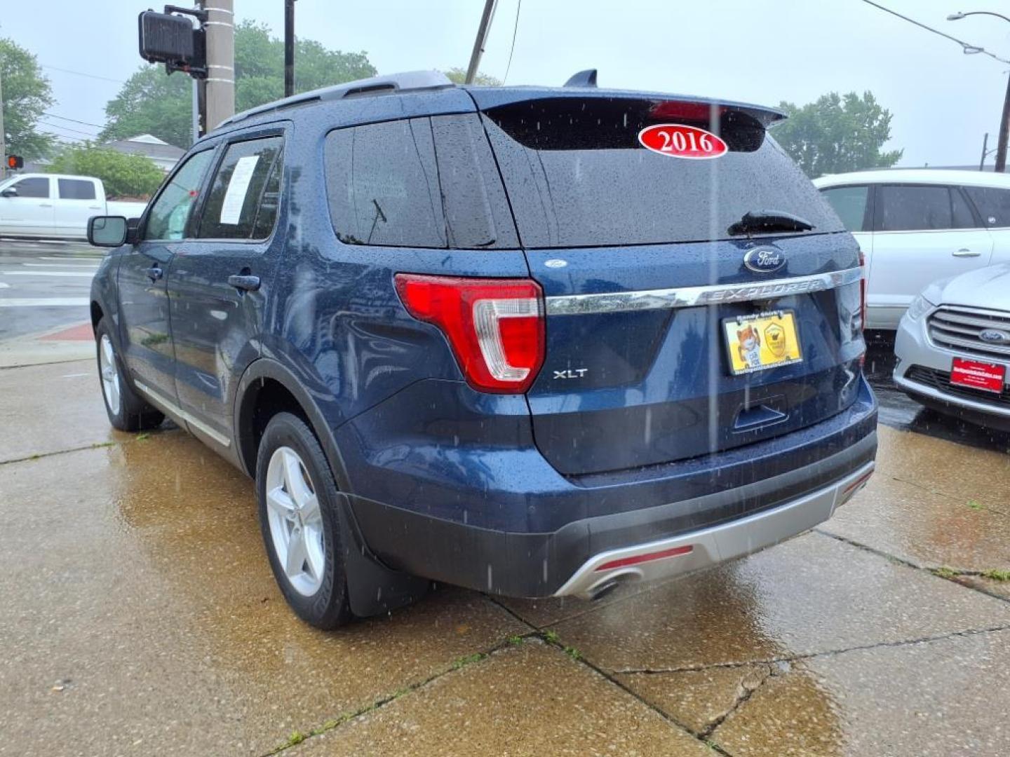 2016 Blue Jeans Ford Explorer AWD XLT (1FM5K8DH7GG) with an 2.3L EcoBoost 2.3L Turbo I4 280hp 310ft. lbs. Direct Injection engine, 6-Speed Shiftable Automatic transmission, located at 5505 N. Summit St., Toledo, OH, 43611, (419) 729-2688, 41.654953, -83.530014 - Photo#23
