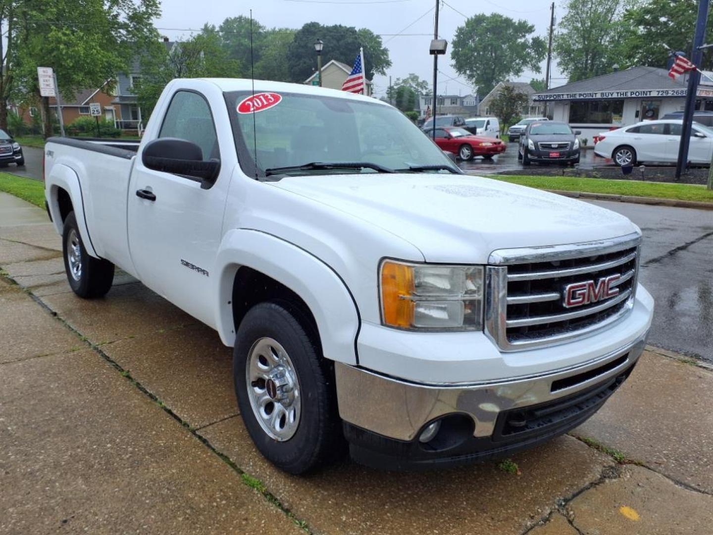 2013 Summit White GMC Sierra 1500 4x4 Work Truck (1GTN2TEA1DZ) with an 4.8L Vortec 4.8L Flex Fuel V8 302hp 305ft. lbs. Sequential-Port F.I. engine, 4-Speed Automatic transmission, located at 5505 N. Summit St., Toledo, OH, 43611, (419) 729-2688, 41.654953, -83.530014 - Photo#13