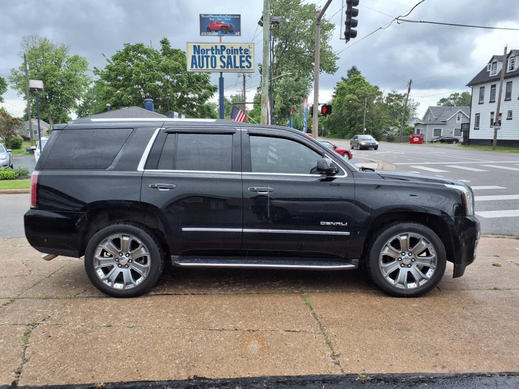 photo of 2016 GMC Yukon Denali