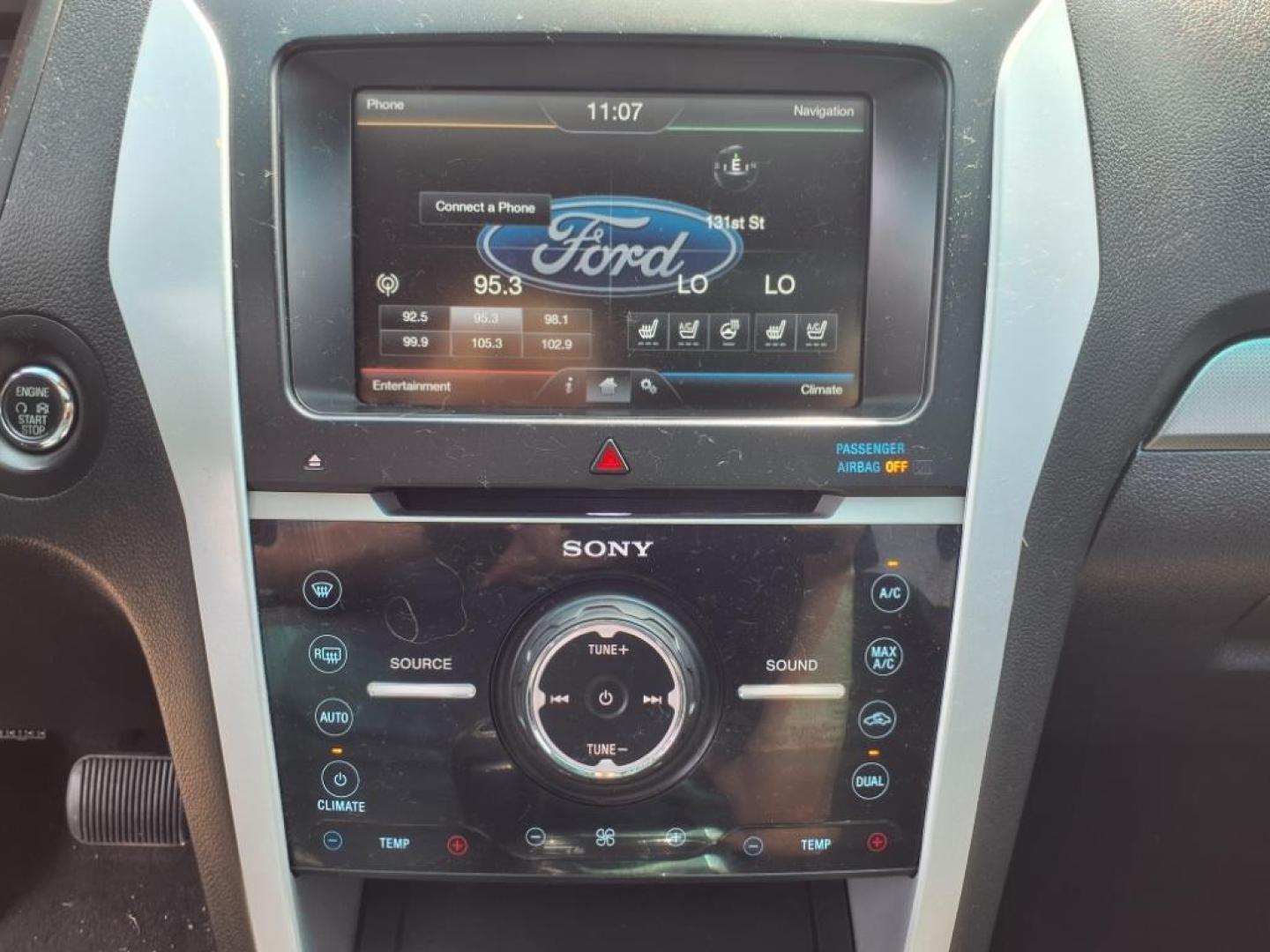 2015 Magnetic Metallic Ford Explorer AWD sport (1FM5K8GT5FG) with an 3.5L EcoBoost 3.5L Twin Turbo V6 365hp 350ft. lbs. Direct Injection engine, 6-Speed Shiftable Automatic transmission, located at 5505 N. Summit St., Toledo, OH, 43611, (419) 729-2688, 41.654953, -83.530014 - Photo#14