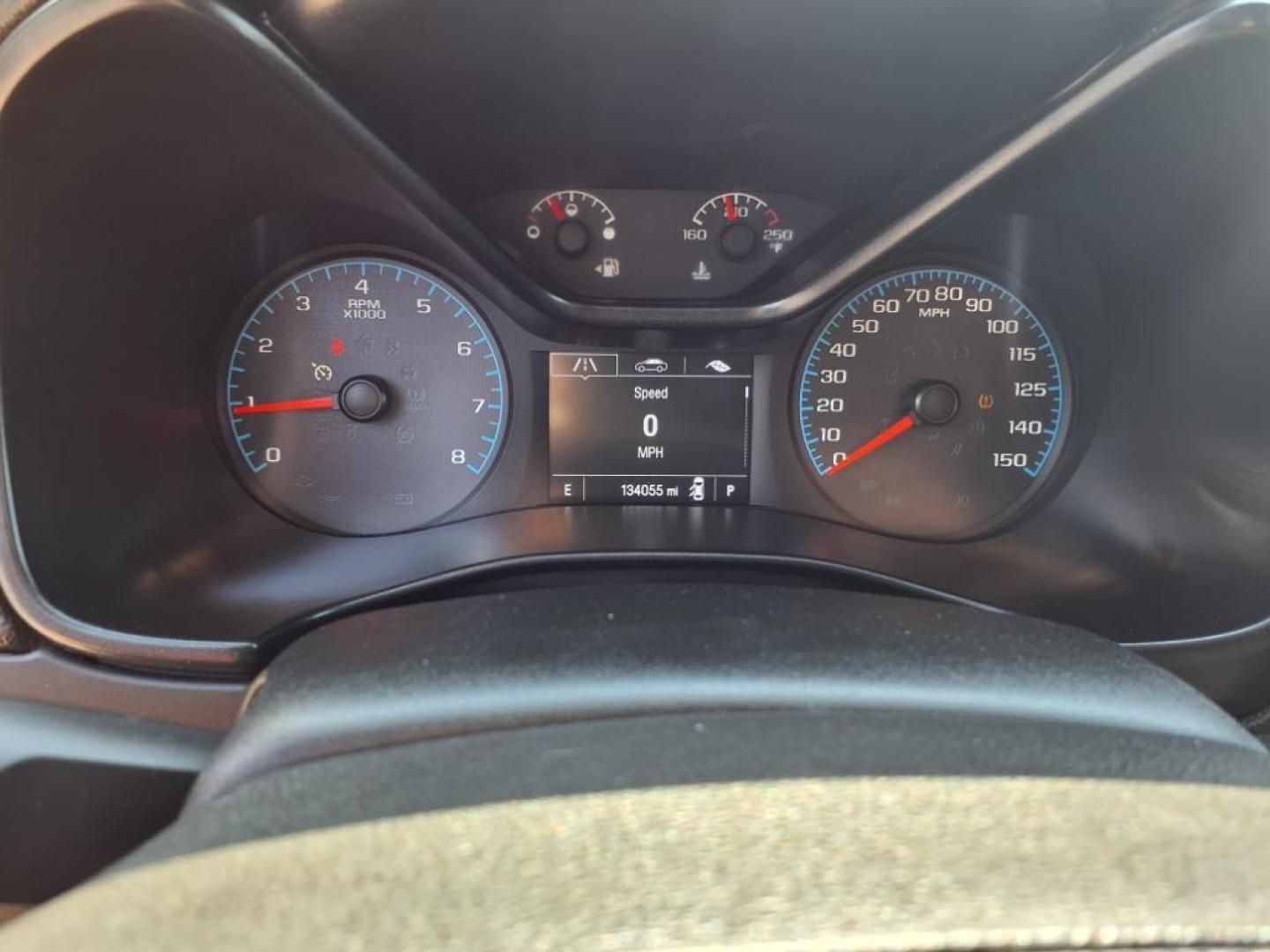 2015 Red Hot Chevrolet Colorado LT (1GCHTBEAXF1) with an 2.5L 2.5L I4 200hp 191ft. lbs. Direct Injection engine, 6-Speed Shiftable Automatic transmission, located at 5505 N. Summit St., Toledo, OH, 43611, (419) 729-2688, 41.654953, -83.530014 - Photo#8