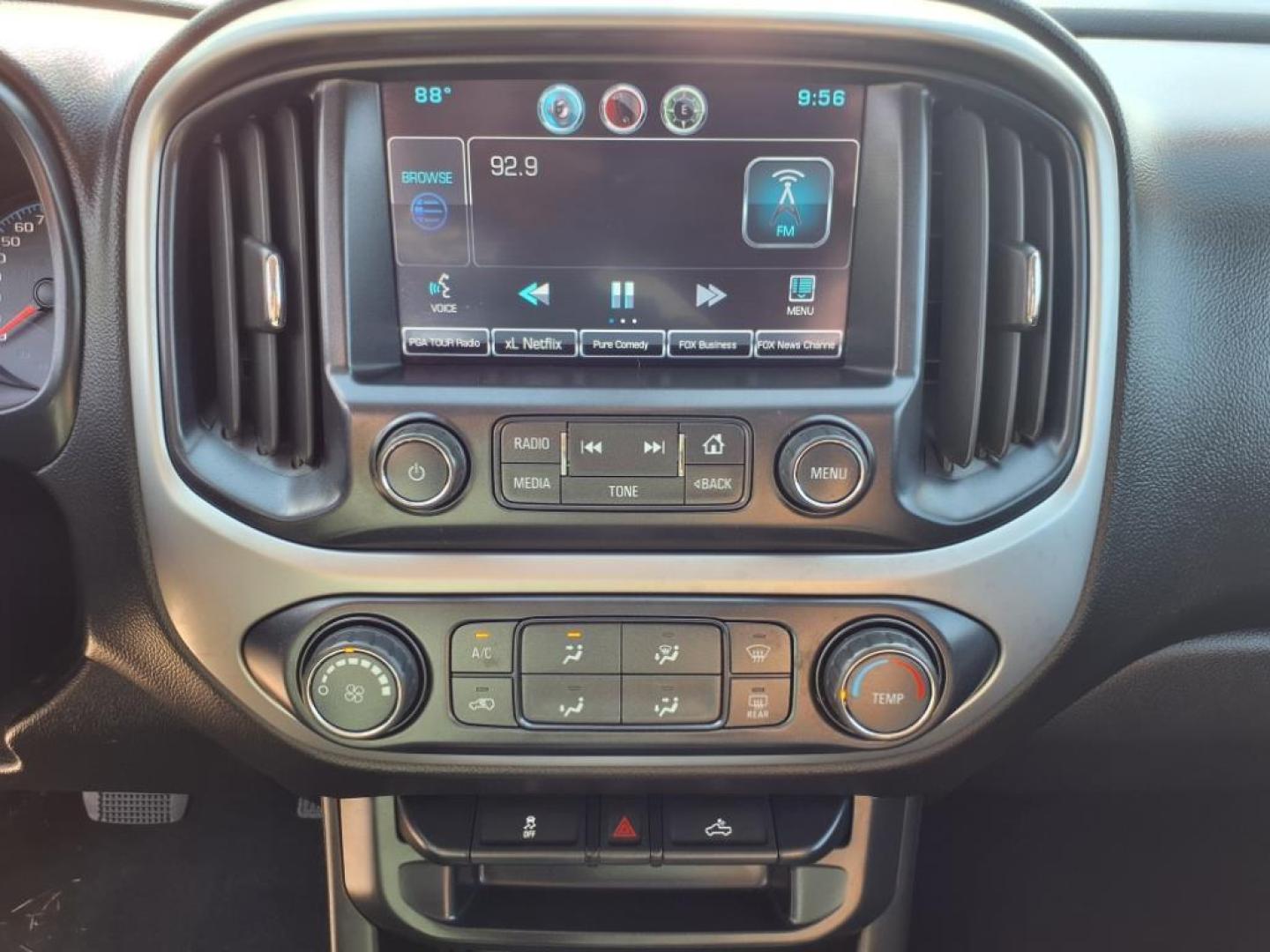 2015 Red Hot Chevrolet Colorado LT (1GCHTBEAXF1) with an 2.5L 2.5L I4 200hp 191ft. lbs. Direct Injection engine, 6-Speed Shiftable Automatic transmission, located at 5505 N. Summit St., Toledo, OH, 43611, (419) 729-2688, 41.654953, -83.530014 - Photo#11