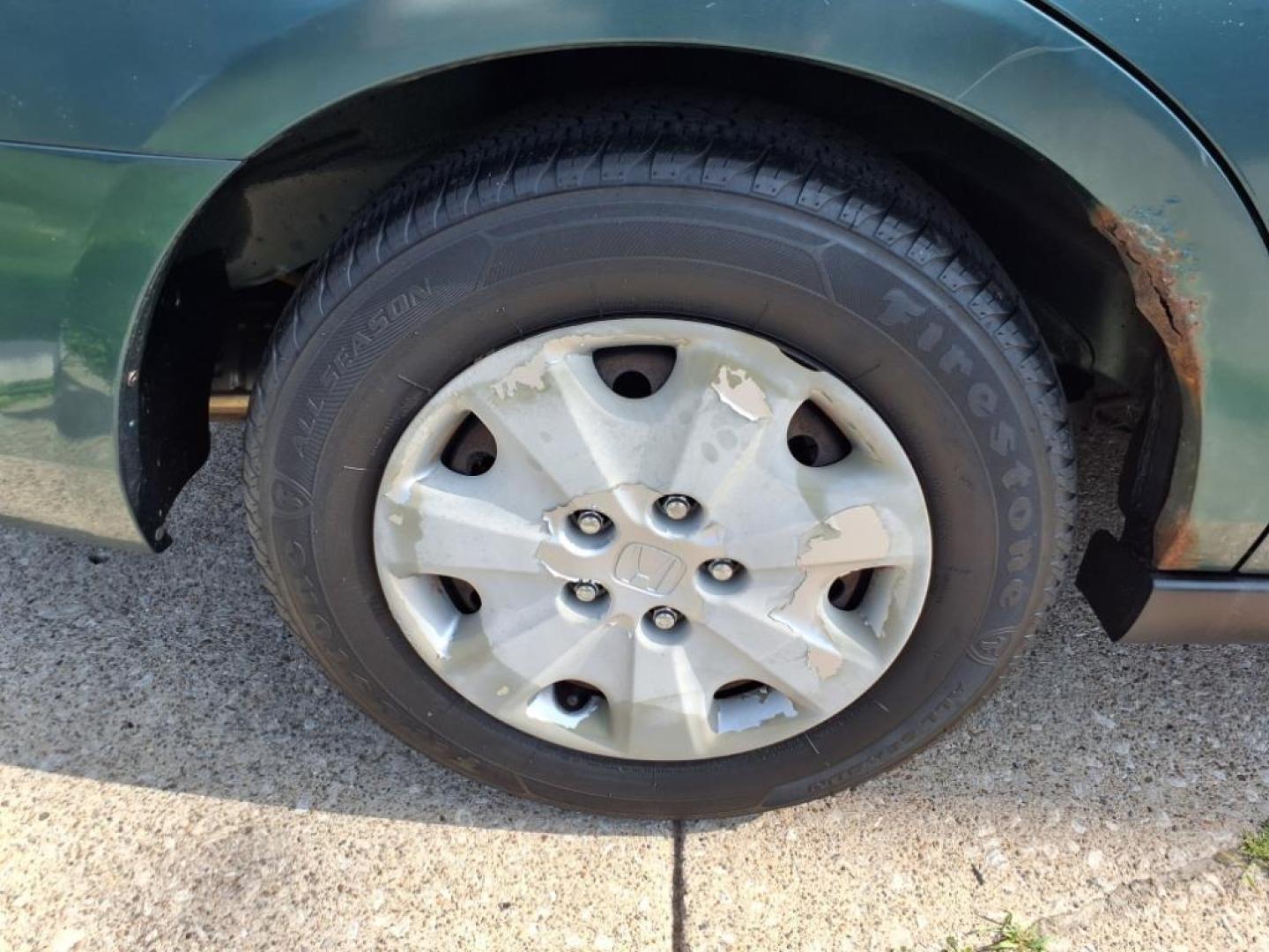 2003 Noble Green Pearl Honda Accord LX (1HGCM56353A) with an 2.4L 2.4L I4 160hp 161ft. lbs. Fuel Injected engine, 5-Speed Automatic transmission, located at 5505 N. Summit St., Toledo, OH, 43611, (419) 729-2688, 41.654953, -83.530014 - Photo#19
