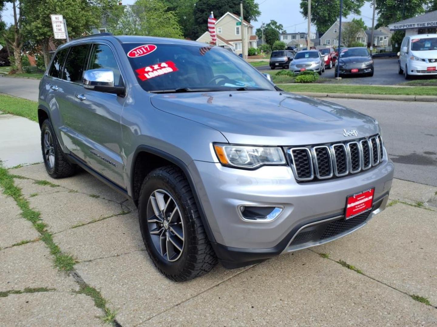 2017 Billet Silver Metallic Clear Coat Jeep Grand Cherokee Limited (1C4RJFBG7HC) with an 3.6L Pentastar 3.6L V6 295hp 260ft. lbs. Sequential Multiport Fuel Injection engine, 8-Speed Shiftable Automatic transmission, located at 5505 N. Summit St., Toledo, OH, 43611, (419) 729-2688, 41.654953, -83.530014 - Photo#21