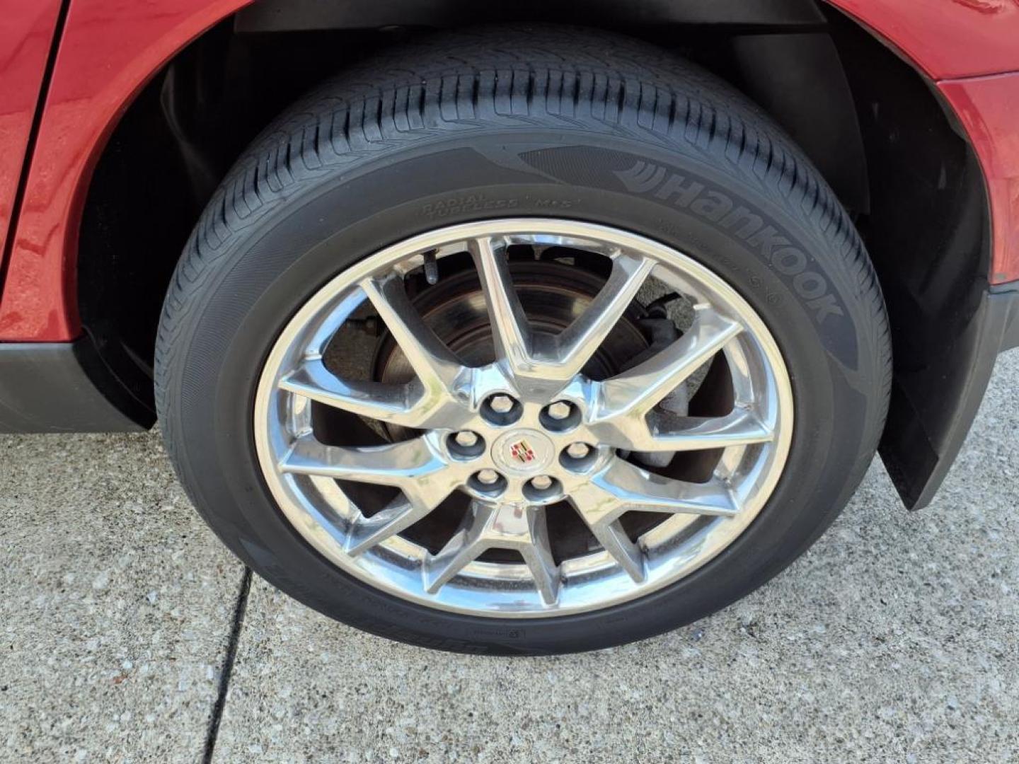 2014 Crystal Red Tintcoat Cadillac SRX Performance Collection (3GYFNCE36ES) with an 3.6L 3.6L V6 308hp 265ft. lbs. Direct Injection engine, 6-Speed Shiftable Automatic transmission, located at 5505 N. Summit St., Toledo, OH, 43611, (419) 729-2688, 41.654953, -83.530014 - Photo#30