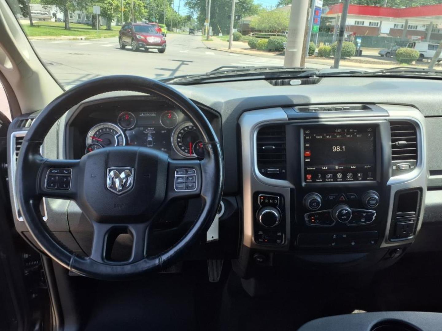 2016 Granite Crystal Metallic Clear Coat RAM 1500 Big Horn (1C6RR7LT8GS) with an 5.7L HEMI 5.7L V8 395hp 410ft. lbs. Sequential Multiport Fuel Injection engine, 8-Speed Shiftable Automatic transmission, located at 5505 N. Summit St., Toledo, OH, 43611, (419) 729-2688, 41.654953, -83.530014 - Photo#4