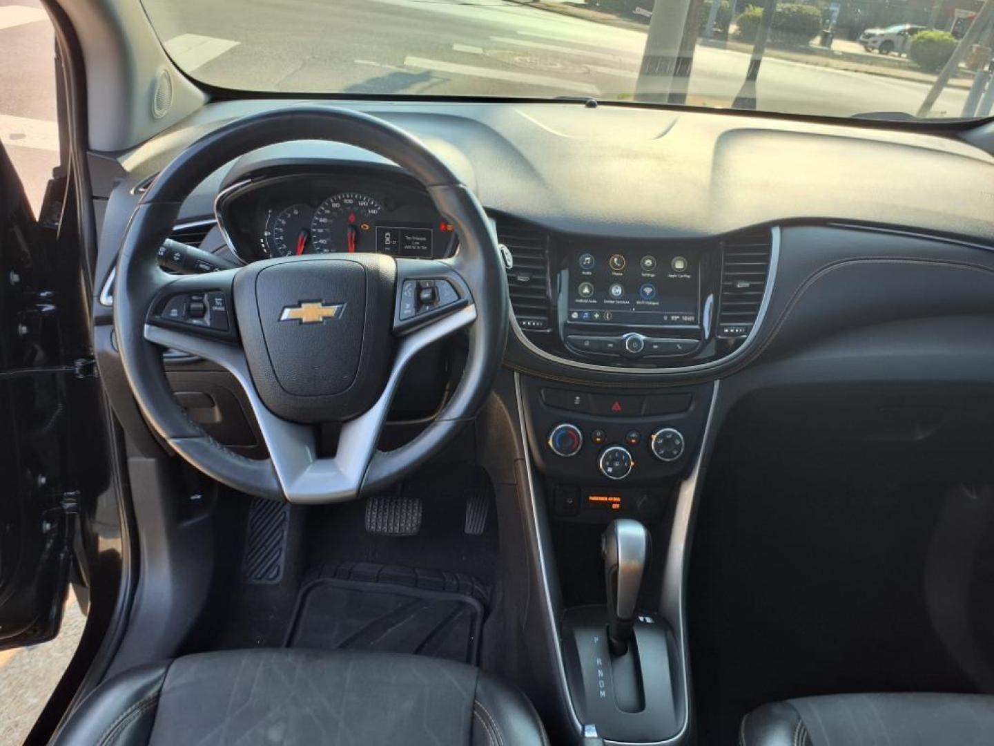2018 Mosaic Black Metallic Chevrolet Trax LT (3GNCJLSBXJL) with an 1.4L Ecotec 1.4L Turbo I4 138hp 148ft. lbs. Sequential Multiport Fuel Injection engine, 6-Speed Shiftable Automatic transmission, located at 5505 N. Summit St., Toledo, OH, 43611, (419) 729-2688, 41.654953, -83.530014 - Photo#5