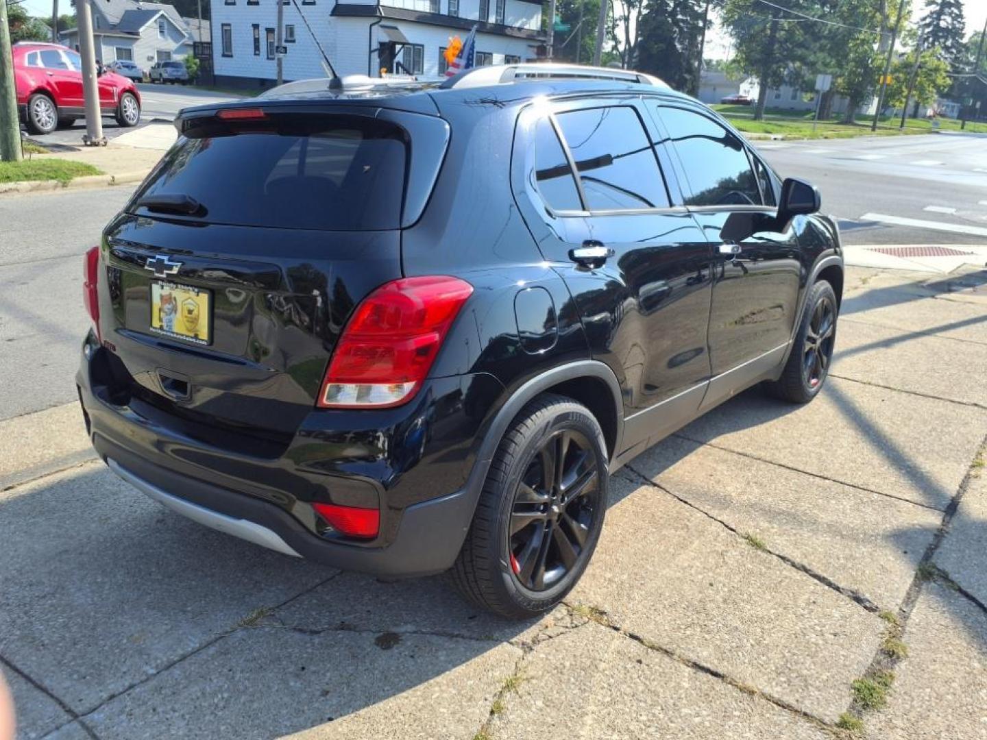 2018 Mosaic Black Metallic Chevrolet Trax LT (3GNCJLSBXJL) with an 1.4L Ecotec 1.4L Turbo I4 138hp 148ft. lbs. Sequential Multiport Fuel Injection engine, 6-Speed Shiftable Automatic transmission, located at 5505 N. Summit St., Toledo, OH, 43611, (419) 729-2688, 41.654953, -83.530014 - Photo#25