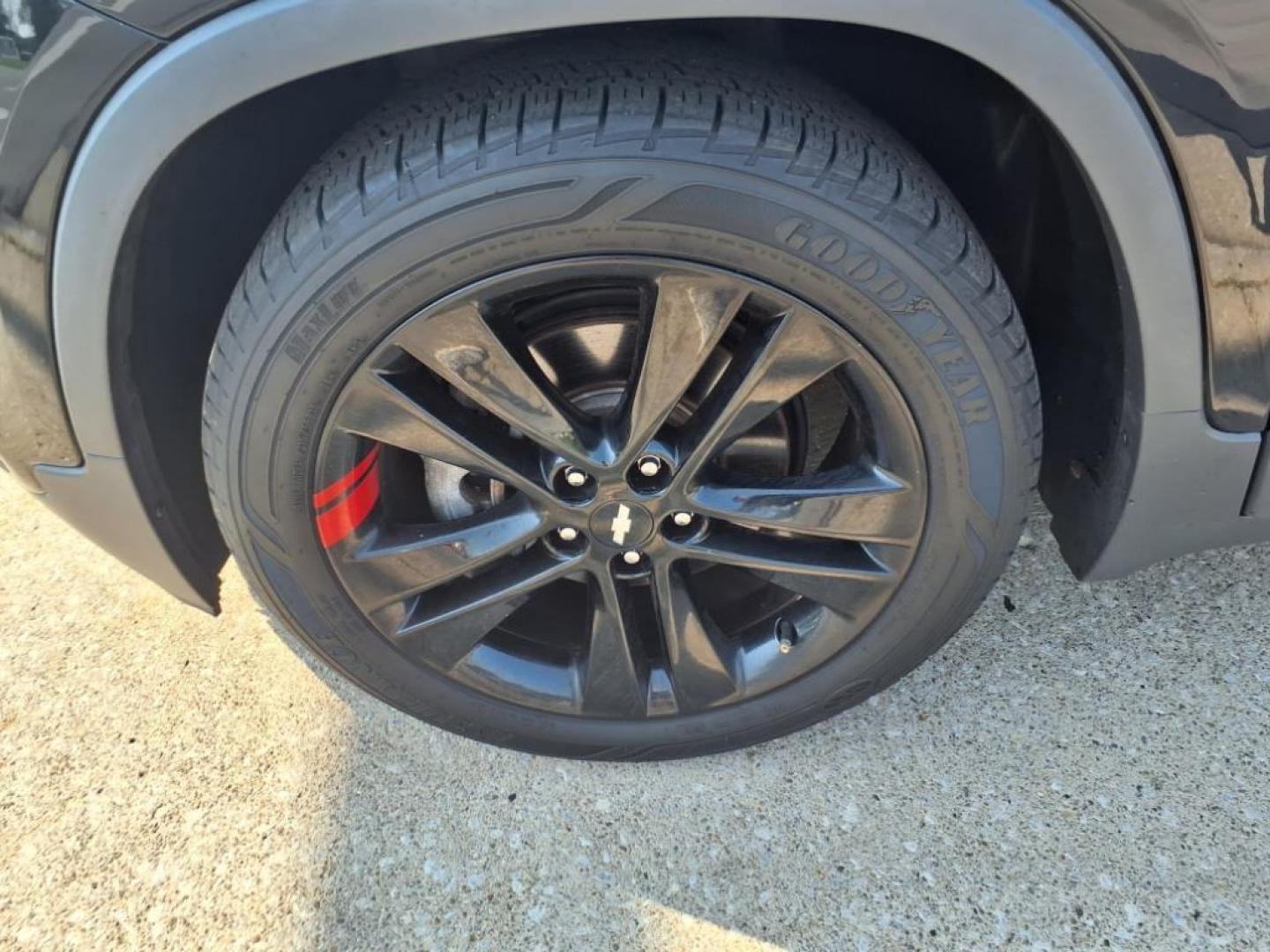 2018 Mosaic Black Metallic Chevrolet Trax LT (3GNCJLSBXJL) with an 1.4L Ecotec 1.4L Turbo I4 138hp 148ft. lbs. Sequential Multiport Fuel Injection engine, 6-Speed Shiftable Automatic transmission, located at 5505 N. Summit St., Toledo, OH, 43611, (419) 729-2688, 41.654953, -83.530014 - Photo#28