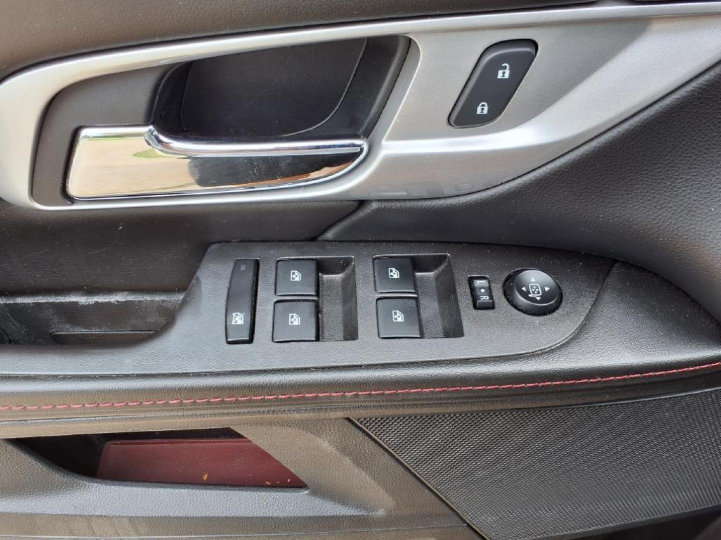 2014 Ashen Gray Metallic GMC Terrain SLE-1 (2GKALMEKXE6) with an 2.4L Ecotec 2.4L I4 182hp 172ft. lbs. Direct Injection engine, 6-Speed Shiftable Automatic transmission, located at 5505 N. Summit St., Toledo, OH, 43611, (419) 729-2688, 41.654953, -83.530014 - Photo#7