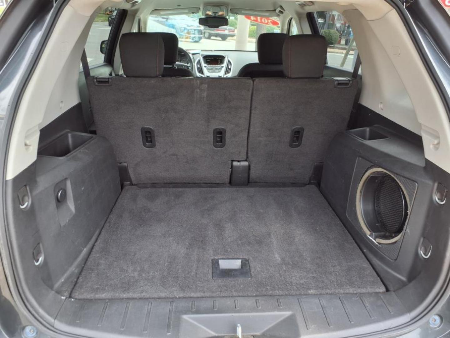 2014 Ashen Gray Metallic GMC Terrain SLE-1 (2GKALMEKXE6) with an 2.4L Ecotec 2.4L I4 182hp 172ft. lbs. Direct Injection engine, 6-Speed Shiftable Automatic transmission, located at 5505 N. Summit St., Toledo, OH, 43611, (419) 729-2688, 41.654953, -83.530014 - Photo#14