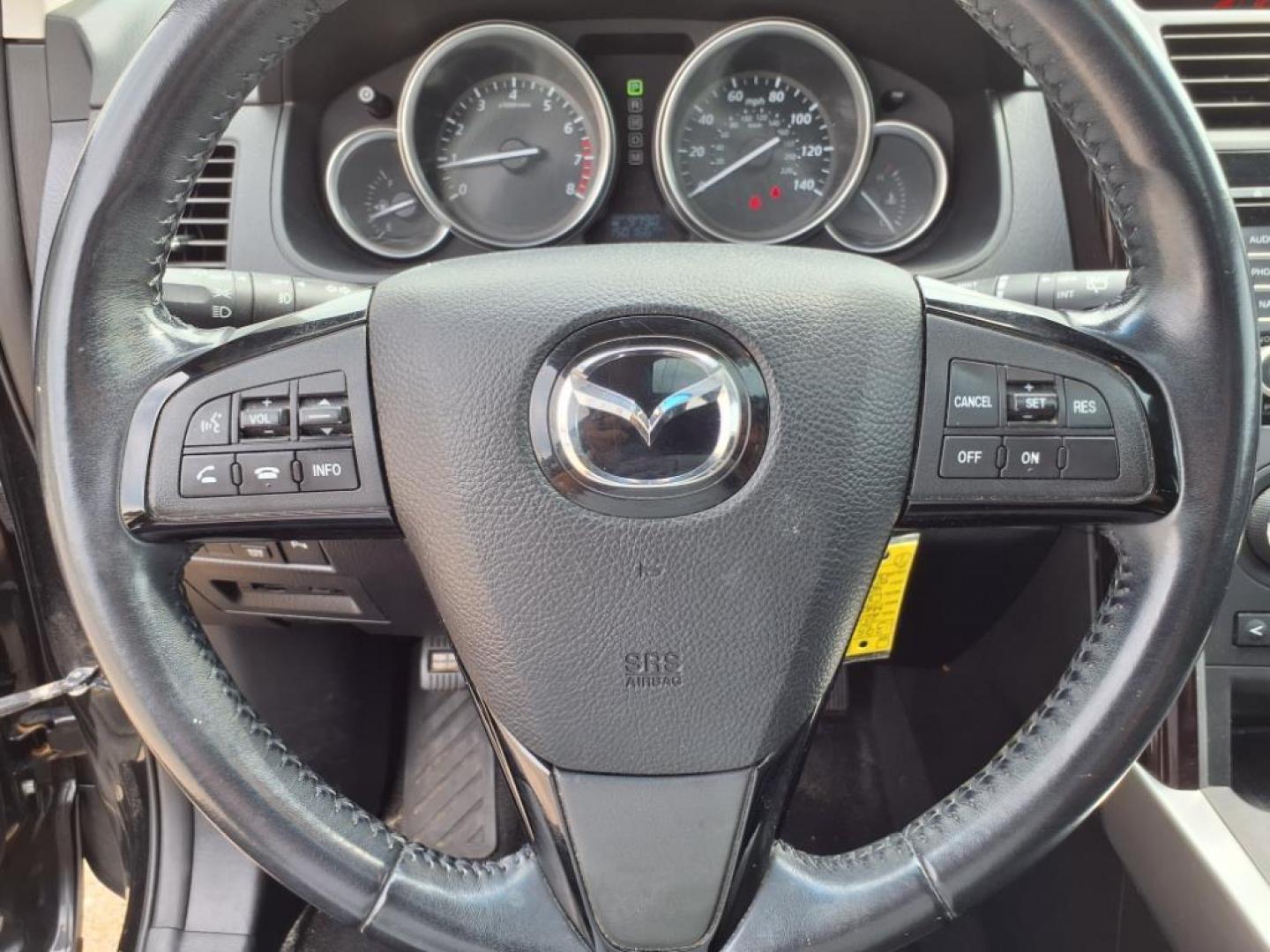 2014 Jet Black Mica Mazda CX-9 Grand Touring (JM3TB3DA1E0) with an 3.7L 3.7L V6 273hp 270ft. lbs. Fuel Injected engine, 6-Speed Shiftable Automatic transmission, located at 5505 N. Summit St., Toledo, OH, 43611, (419) 729-2688, 41.654953, -83.530014 - Photo#11