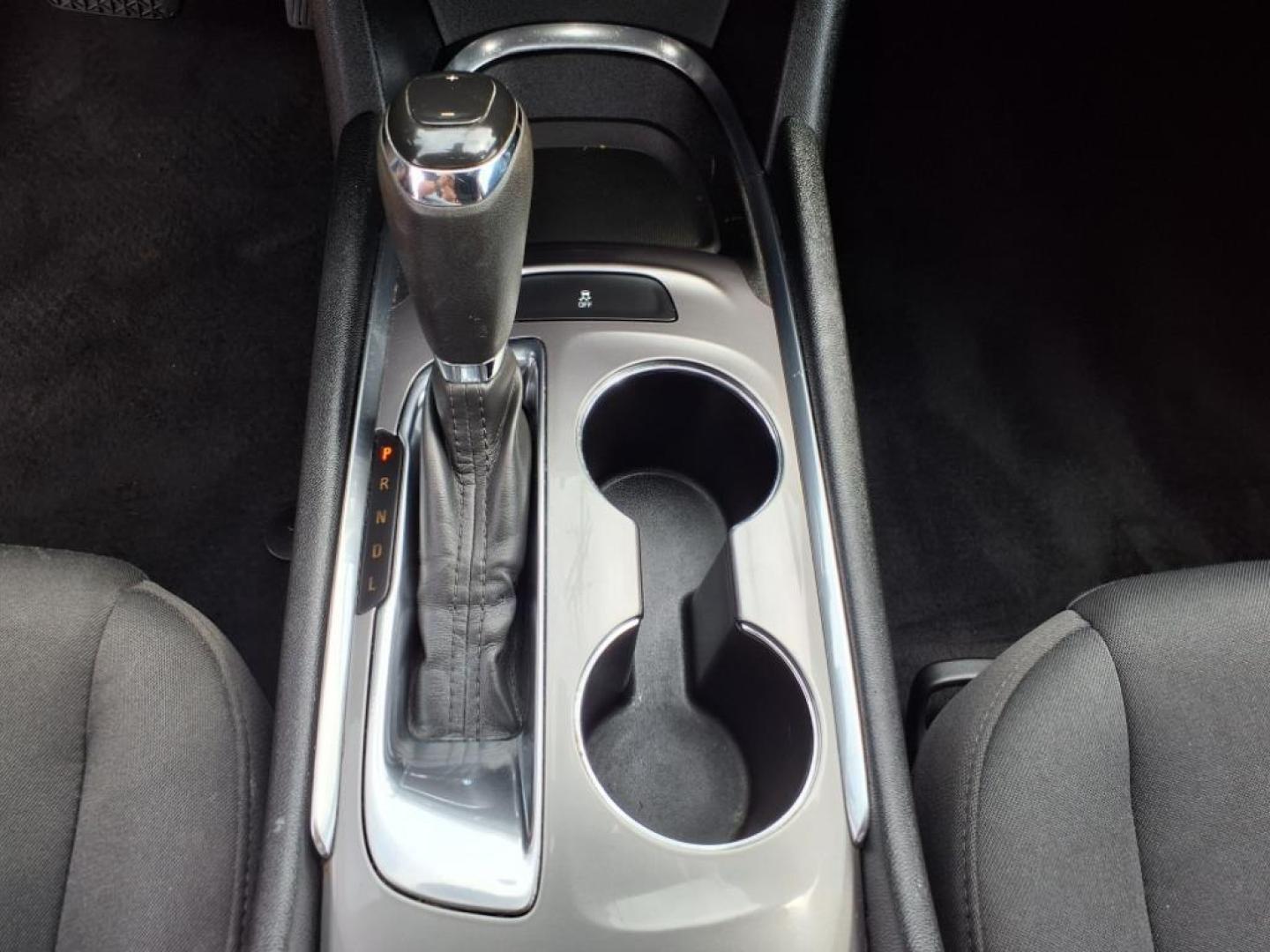 2019 Summit White Chevrolet Malibu LT (1G1ZD5ST8KF) with an 1.5L Ecotec 1.5L Turbo I4 160hp 184ft. lbs. Direct Injection engine, CVT transmission, located at 5505 N. Summit St., Toledo, OH, 43611, (419) 729-2688, 41.654953, -83.530014 - Photo#12