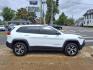 2015 Bright White Clear Coat Jeep Cherokee Trailhawk (1C4PJMBSXFW) with an 3.2L 3.2L V6 271hp 239ft. lbs. Sequential Multiport Fuel Injection engine, 4WD 9-Speed Shiftable Automatic transmission, located at 5505 N. Summit St., Toledo, OH, 43611, (419) 729-2688, 41.654953, -83.530014 - Photo#0
