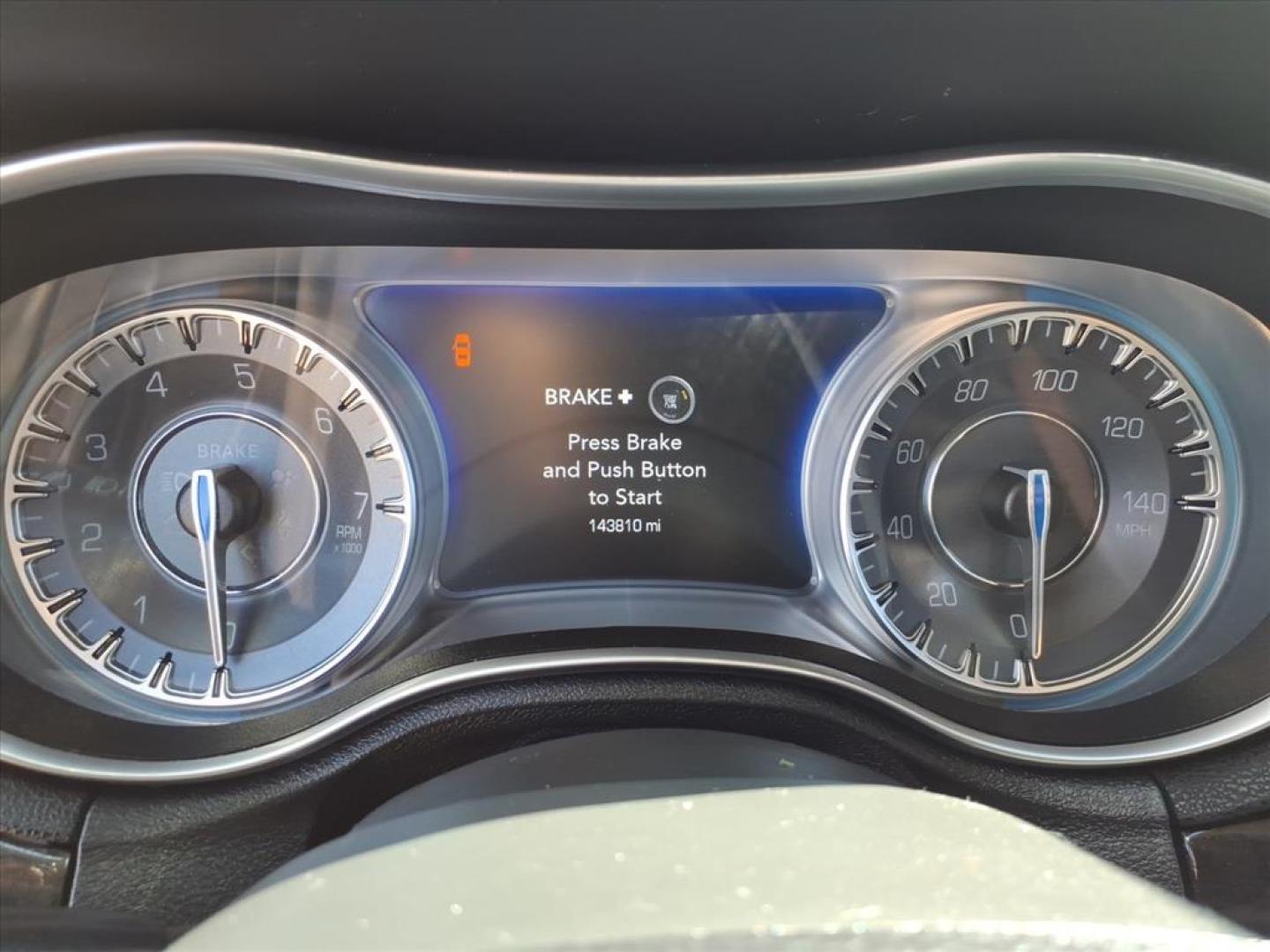 2019 Bright White Clear Coat Chrysler 300 Limited (2C3CCAKG7KH) with an 3.6L Pentastar 3.6L V6 292hp 260ft. lbs. Sequential Multiport Fuel Injection engine, 8-Speed Shiftable Automatic transmission, located at 5505 N. Summit St., Toledo, OH, 43611, (419) 729-2688, 41.654953, -83.530014 - Photo#11