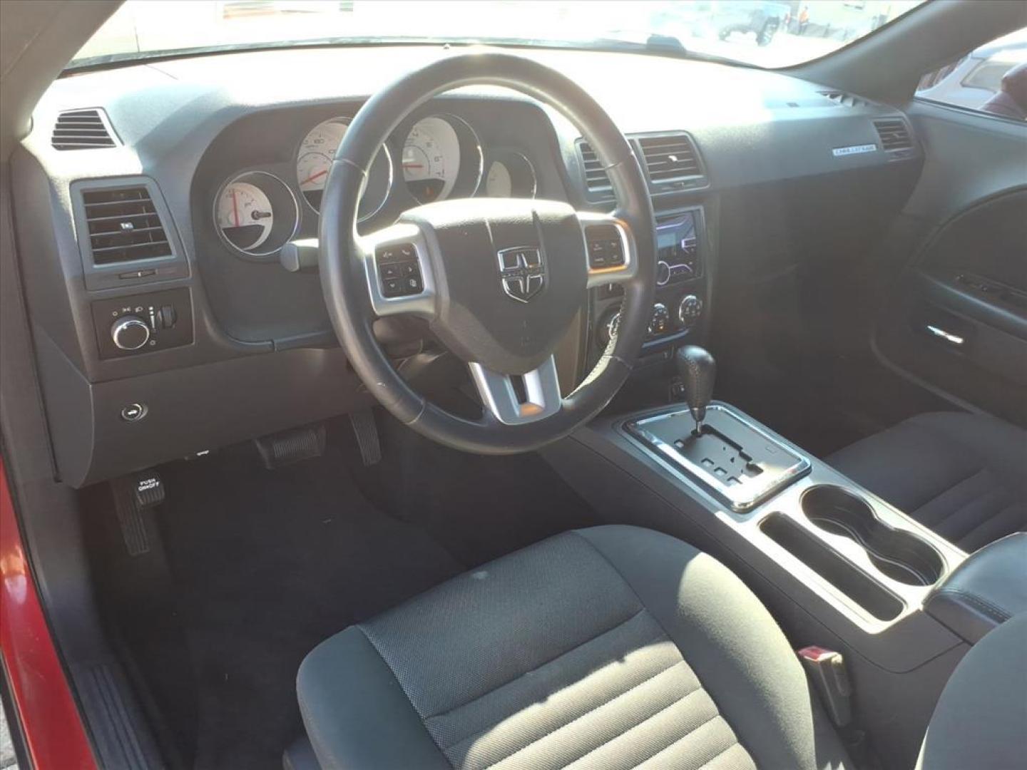 2013 Redline 3 Coat Pearl Dodge Challenger SXT (2C3CDYAG3DH) with an 3.6L Pentastar 3.6L V6 305hp 268ft. lbs. Sequential Multiport Fuel Injection engine, 5-Speed Shiftable Automatic transmission, located at 5505 N. Summit St., Toledo, OH, 43611, (419) 729-2688, 41.654953, -83.530014 - Photo#4