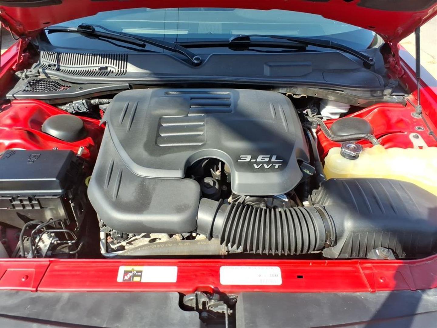 2013 Redline 3 Coat Pearl Dodge Challenger SXT (2C3CDYAG3DH) with an 3.6L Pentastar 3.6L V6 305hp 268ft. lbs. Sequential Multiport Fuel Injection engine, 5-Speed Shiftable Automatic transmission, located at 5505 N. Summit St., Toledo, OH, 43611, (419) 729-2688, 41.654953, -83.530014 - Photo#15
