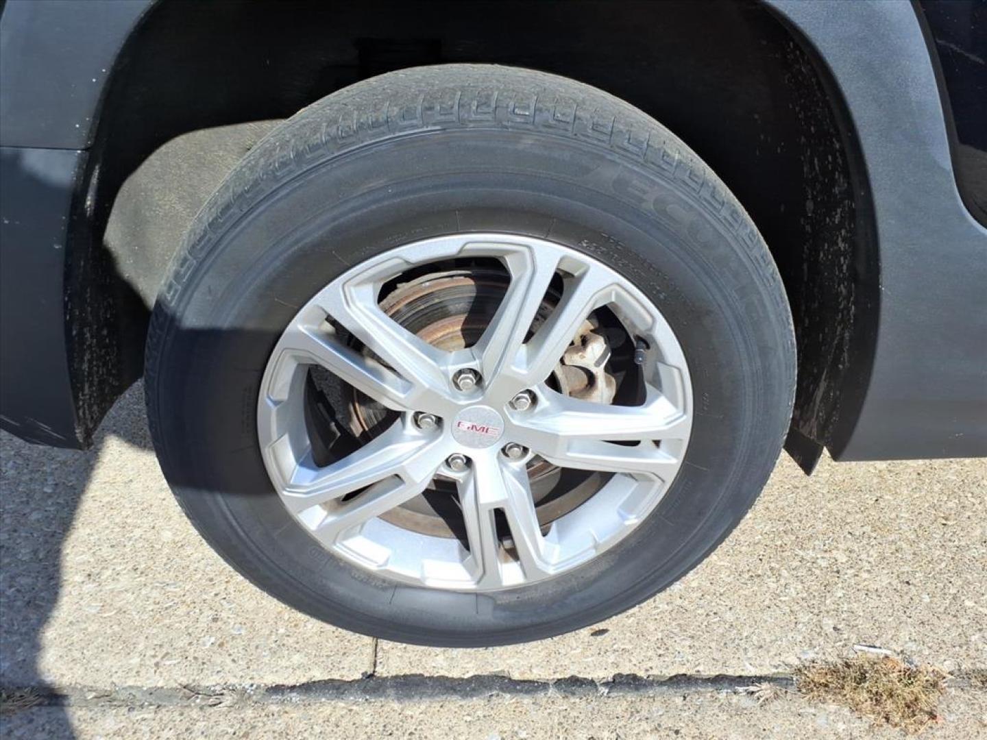 2018 Ebony Twilight Metallic GMC Terrain SLE Diesel (3GKALUEU9JL) with an 1.6L 1.6L Diesel Turbo I4 137hp 240ft. lbs. Direct Injection engine, 6-Speed Shiftable Automatic transmission, located at 5505 N. Summit St., Toledo, OH, 43611, (419) 729-2688, 41.654953, -83.530014 - Photo#28