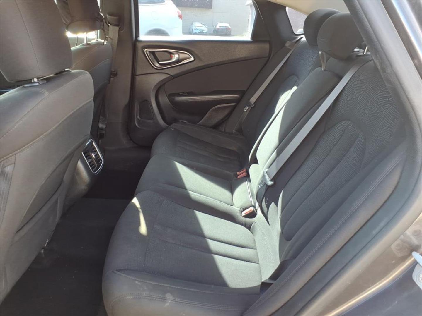 2016 Maximum Steel Metallic Clear Coat Chrysler 200 Limited (1C3CCCAB3GN) with an 2.4L 2.4L I4 184hp 173ft. lbs. Sequential Multiport Fuel Injection engine, 9-Speed Shiftable Automatic transmission, located at 5505 N. Summit St., Toledo, OH, 43611, (419) 729-2688, 41.654953, -83.530014 - Photo#3