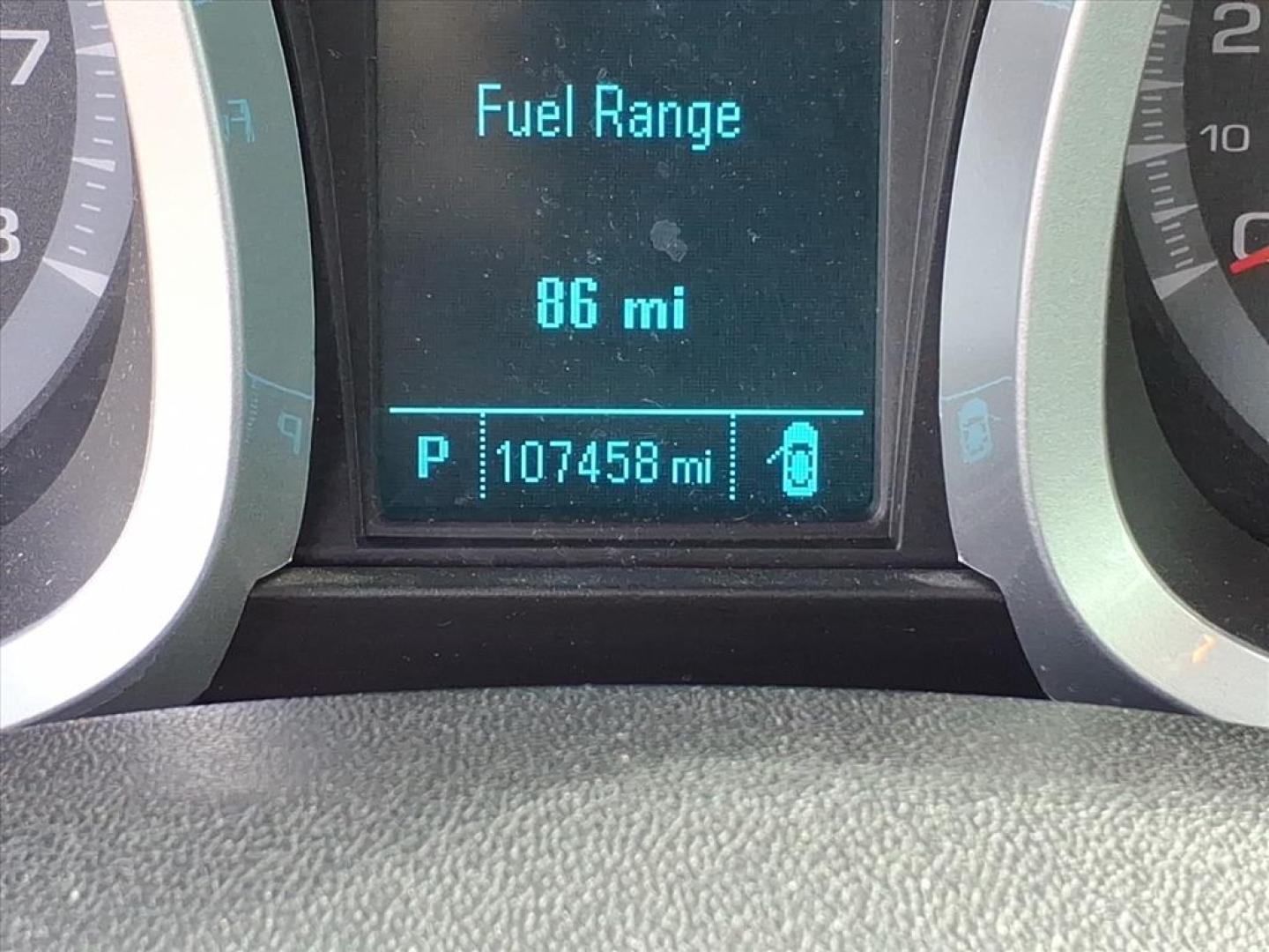 2014 Summit White Chevrolet Equinox LT (2GNALCEK5E6) with an 2.4L 2.4L I4 182hp 172ft. lbs. Direct Injection engine, 6-Speed Shiftable Automatic transmission, located at 5505 N. Summit St., Toledo, OH, 43611, (419) 729-2688, 41.654953, -83.530014 - Photo#10