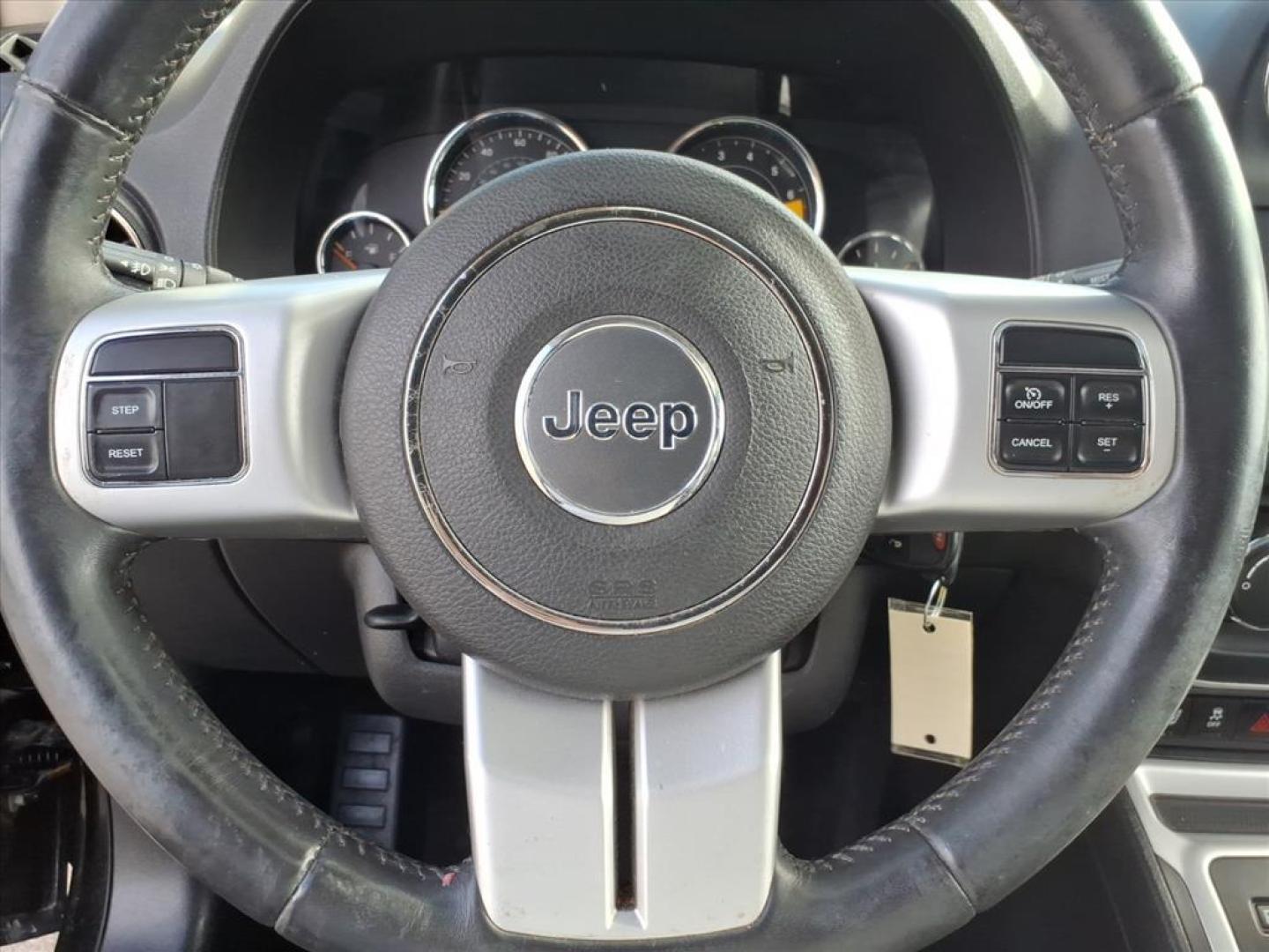 2017 Black Clear Coat Jeep Compass Sport (1C4NJDAB5HD) with an 2.4L 2.4L I4 172hp 165ft. lbs. Sequential Multiport Fuel Injection engine, 6-Speed Shiftable Automatic transmission, located at 5505 N. Summit St., Toledo, OH, 43611, (419) 729-2688, 41.654953, -83.530014 - Photo#8