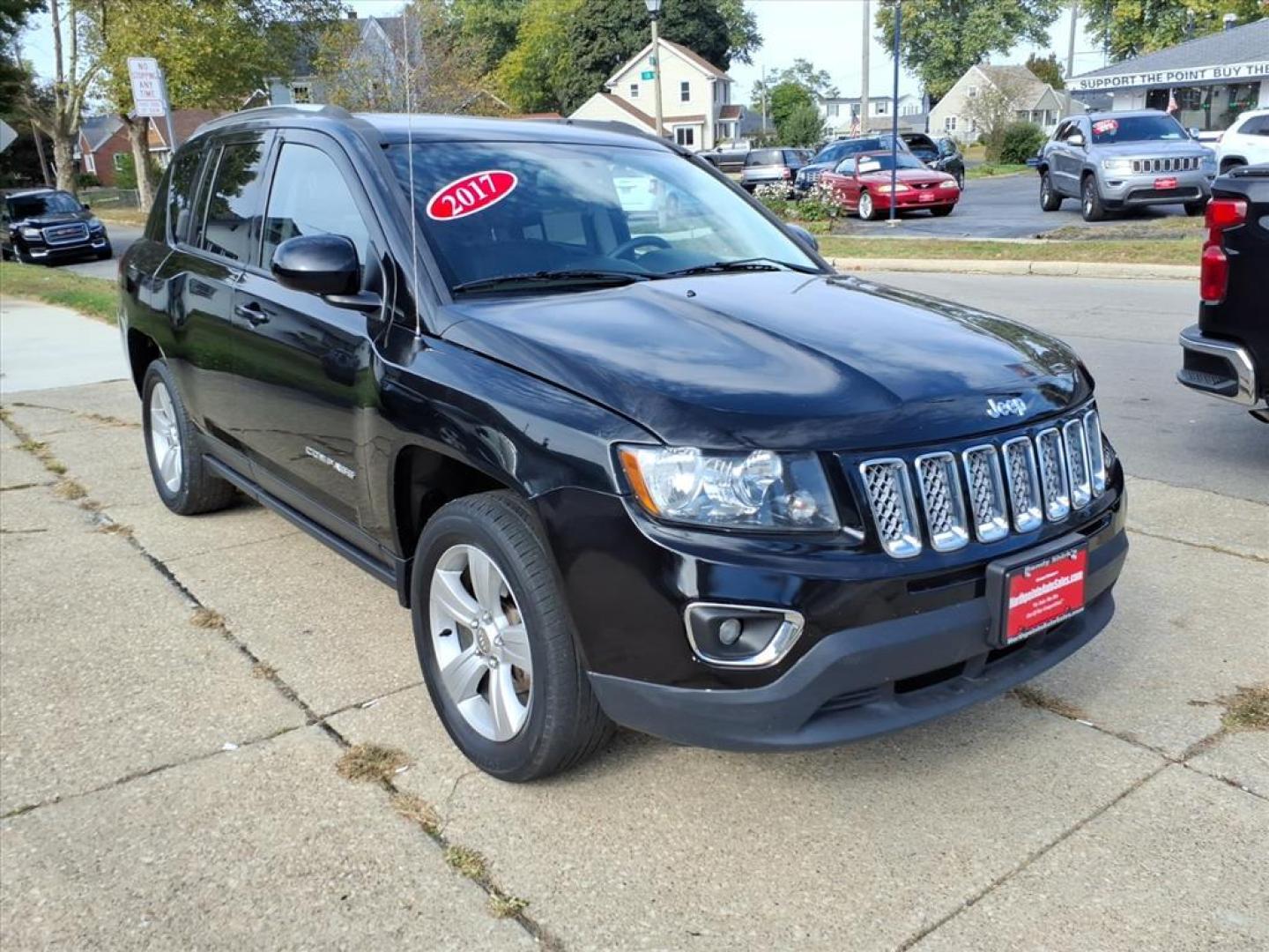 2017 Black Clear Coat Jeep Compass Sport (1C4NJDAB5HD) with an 2.4L 2.4L I4 172hp 165ft. lbs. Sequential Multiport Fuel Injection engine, 6-Speed Shiftable Automatic transmission, located at 5505 N. Summit St., Toledo, OH, 43611, (419) 729-2688, 41.654953, -83.530014 - Photo#16