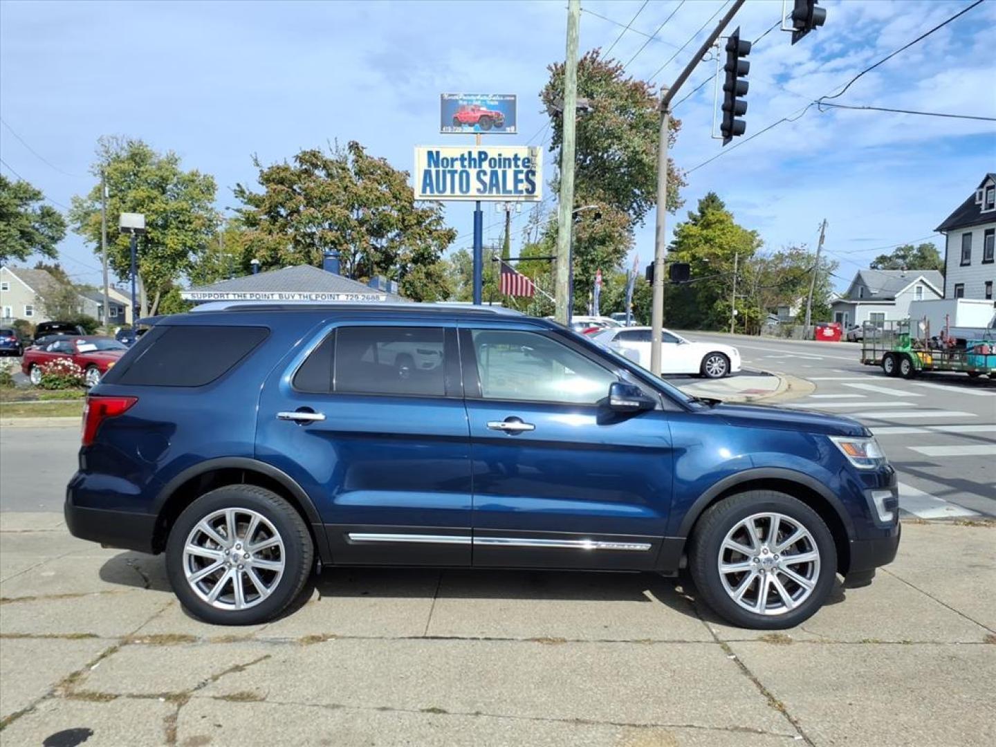 2017 Blue Jeans Ford Explorer Limited (1FM5K8F89HG) with an 3.5L 3.5L V6 290hp 255ft. lbs. Sequential Multiport Fuel Injection engine, 6-Speed Shiftable Automatic transmission, located at 5505 N. Summit St., Toledo, OH, 43611, (419) 729-2688, 41.654953, -83.530014 - Photo#0