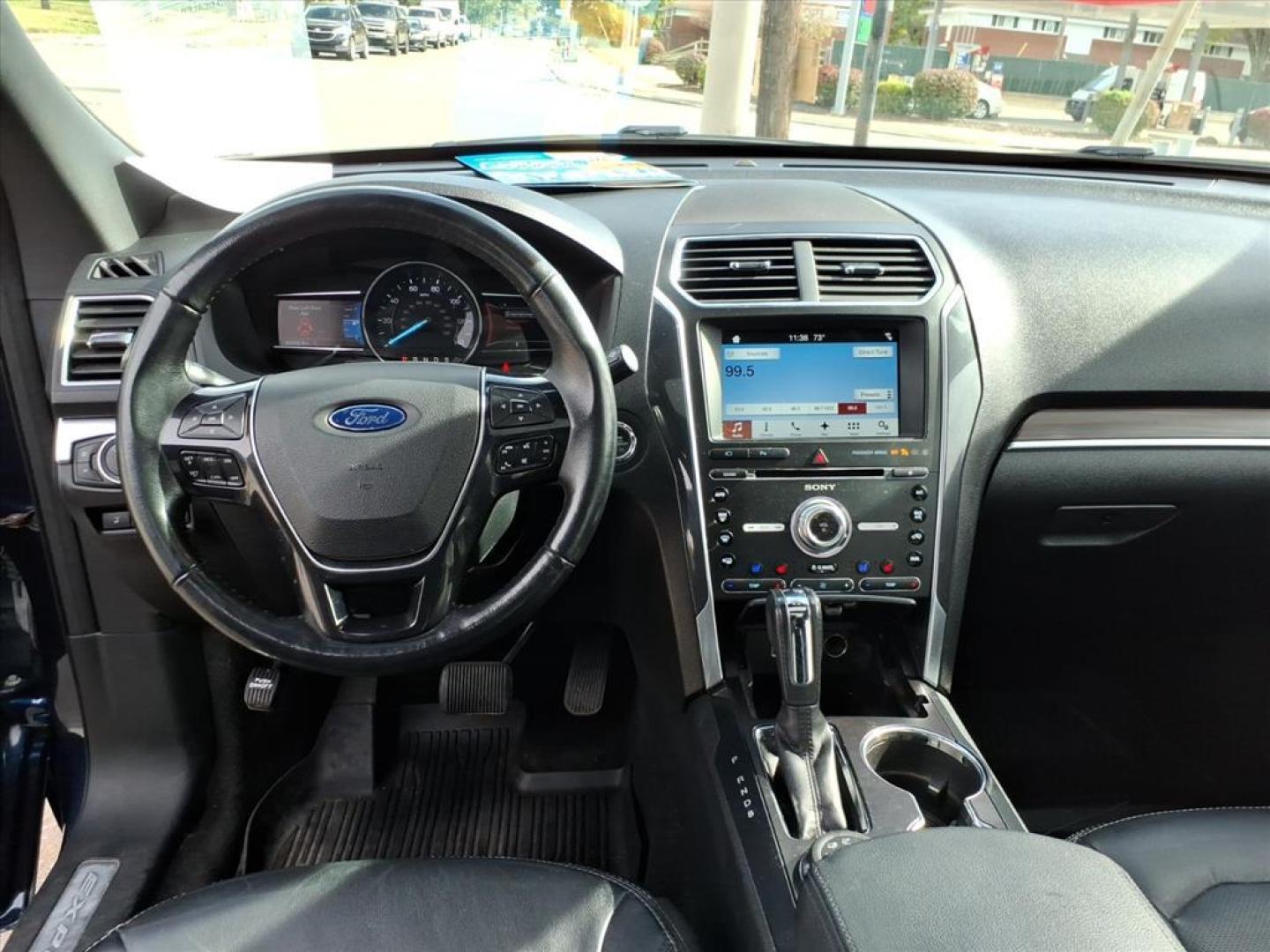 2017 Blue Jeans Ford Explorer Limited (1FM5K8F89HG) with an 3.5L 3.5L V6 290hp 255ft. lbs. Sequential Multiport Fuel Injection engine, 6-Speed Shiftable Automatic transmission, located at 5505 N. Summit St., Toledo, OH, 43611, (419) 729-2688, 41.654953, -83.530014 - Photo#6