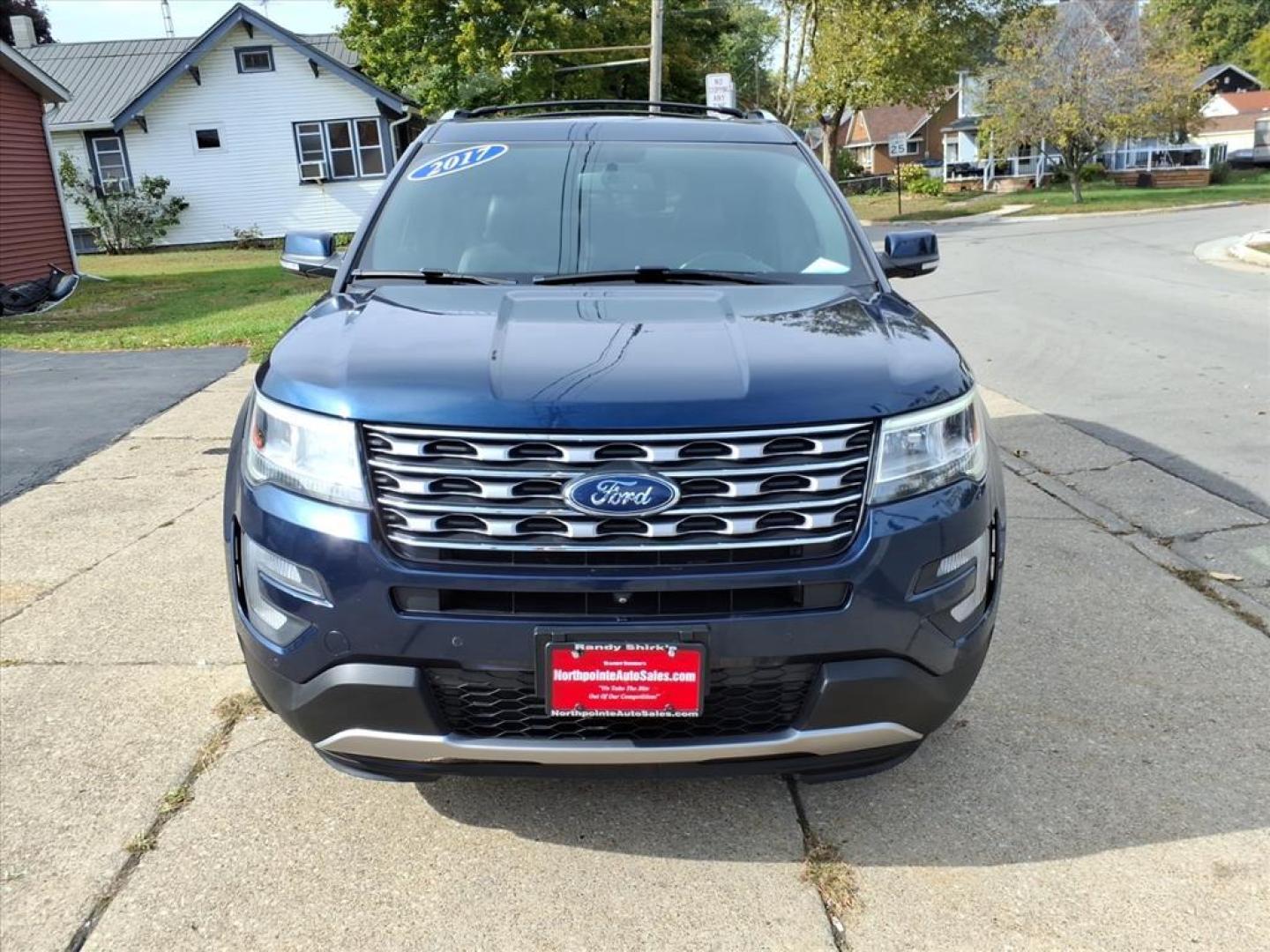 2017 Blue Jeans Ford Explorer Limited (1FM5K8F89HG) with an 3.5L 3.5L V6 290hp 255ft. lbs. Sequential Multiport Fuel Injection engine, 6-Speed Shiftable Automatic transmission, located at 5505 N. Summit St., Toledo, OH, 43611, (419) 729-2688, 41.654953, -83.530014 - Photo#23