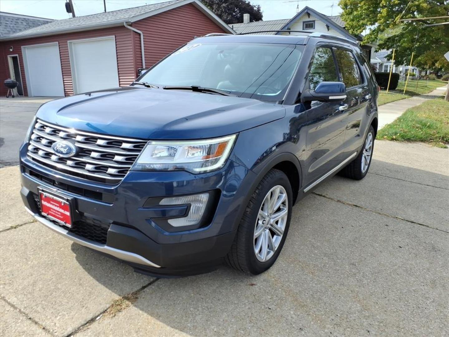 2017 Blue Jeans Ford Explorer Limited (1FM5K8F89HG) with an 3.5L 3.5L V6 290hp 255ft. lbs. Sequential Multiport Fuel Injection engine, 6-Speed Shiftable Automatic transmission, located at 5505 N. Summit St., Toledo, OH, 43611, (419) 729-2688, 41.654953, -83.530014 - Photo#24