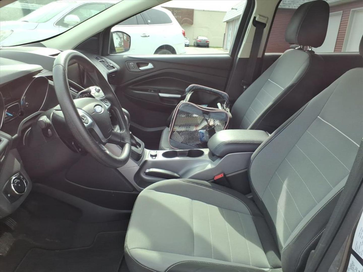 2014 Sterling Gray Metallic Ford Escape SE (1FMCU9G93EU) with an 2.0L EcoBoost 2.0L Turbo I4 240hp 270ft. lbs. Direct Injection engine, 6-Speed Shiftable Automatic transmission, located at 5505 N. Summit St., Toledo, OH, 43611, (419) 729-2688, 41.654953, -83.530014 - Photo#1