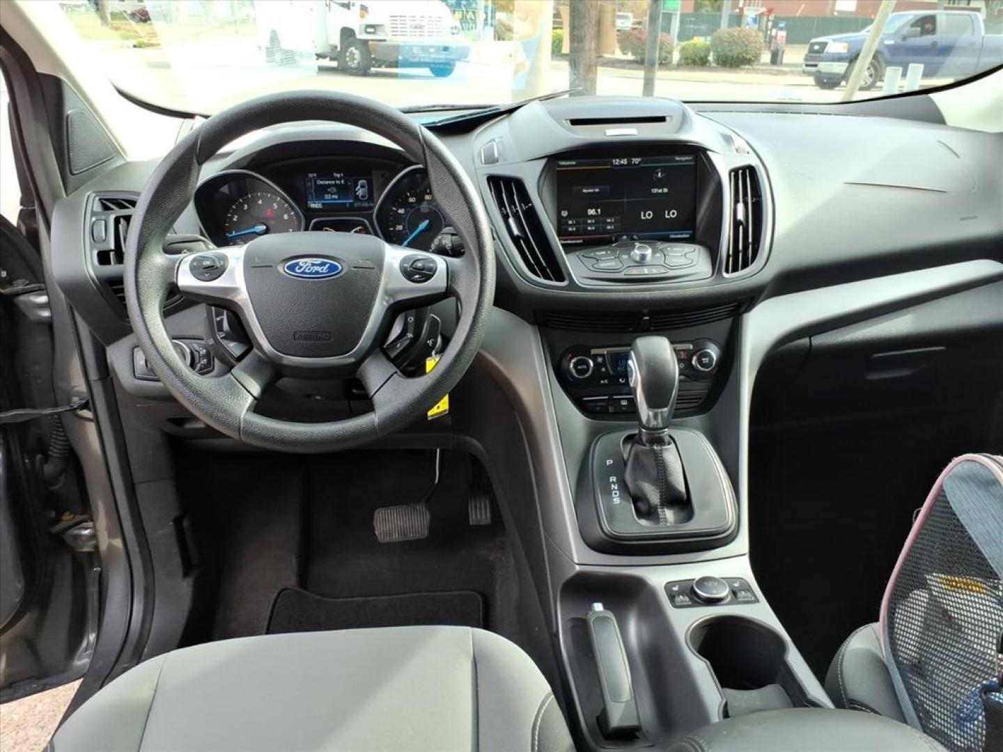 2014 Sterling Gray Metallic Ford Escape SE (1FMCU9G93EU) with an 2.0L EcoBoost 2.0L Turbo I4 240hp 270ft. lbs. Direct Injection engine, 6-Speed Shiftable Automatic transmission, located at 5505 N. Summit St., Toledo, OH, 43611, (419) 729-2688, 41.654953, -83.530014 - Photo#4