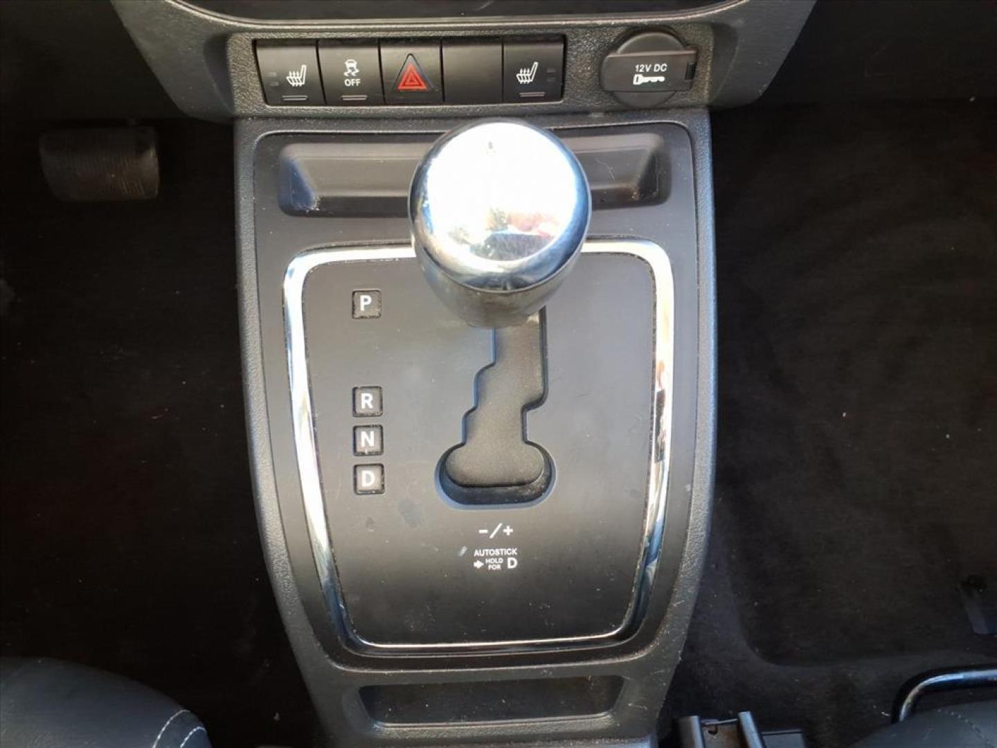 2015 Bright White Clear Coat Jeep Patriot High Altitude Edition (1C4NJRFB9FD) with an 2.4L 2.4L I4 172hp 165ft. lbs. Sequential Multiport Fuel Injection engine, 6-Speed Shiftable Automatic transmission, located at 5505 N. Summit St., Toledo, OH, 43611, (419) 729-2688, 41.654953, -83.530014 - Photo#10