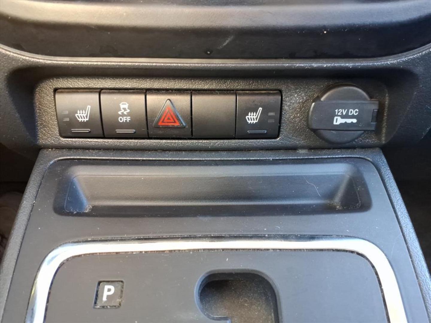 2015 Bright White Clear Coat Jeep Patriot High Altitude Edition (1C4NJRFB9FD) with an 2.4L 2.4L I4 172hp 165ft. lbs. Sequential Multiport Fuel Injection engine, 6-Speed Shiftable Automatic transmission, located at 5505 N. Summit St., Toledo, OH, 43611, (419) 729-2688, 41.654953, -83.530014 - Photo#11