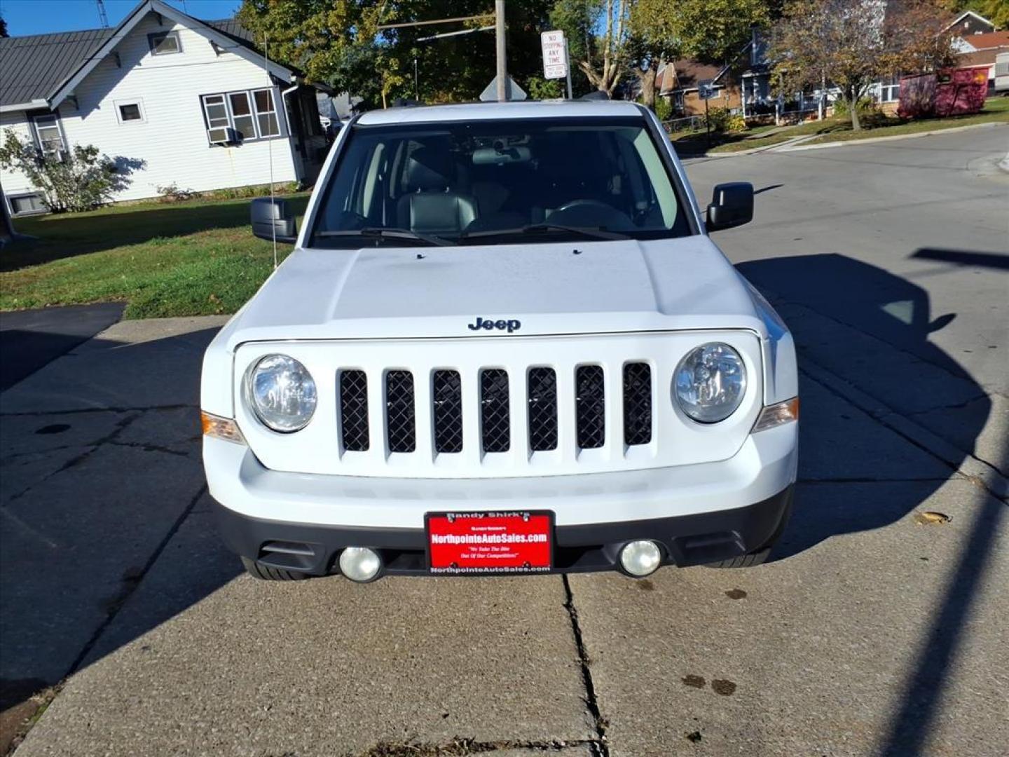 2015 Bright White Clear Coat Jeep Patriot High Altitude Edition (1C4NJRFB9FD) with an 2.4L 2.4L I4 172hp 165ft. lbs. Sequential Multiport Fuel Injection engine, 6-Speed Shiftable Automatic transmission, located at 5505 N. Summit St., Toledo, OH, 43611, (419) 729-2688, 41.654953, -83.530014 - Photo#15