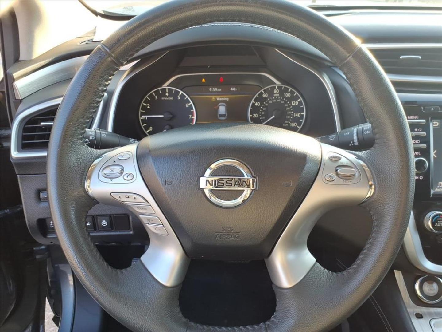 2015 Gun Metallic Nissan Murano SV (5N1AZ2MH2FN) with an 3.5L 3.5L V6 260hp 240ft. lbs. Sequential Multiport Fuel Injection engine, CVT transmission, located at 5505 N. Summit St., Toledo, OH, 43611, (419) 729-2688, 41.654953, -83.530014 - Photo#9