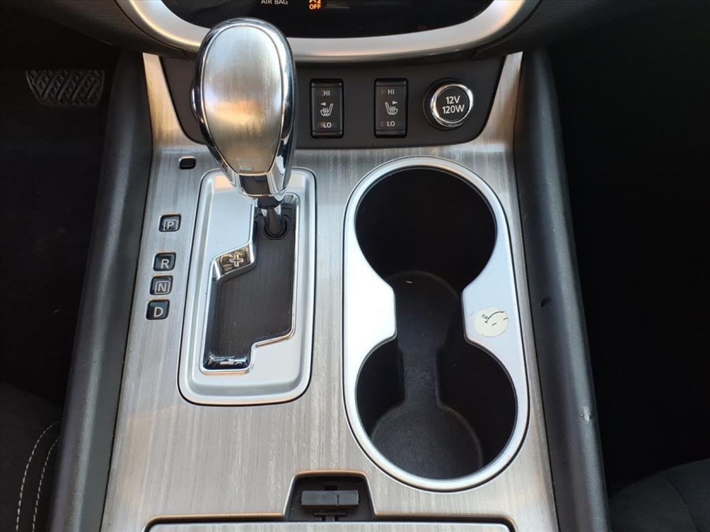 2015 Gun Metallic Nissan Murano SV (5N1AZ2MH2FN) with an 3.5L 3.5L V6 260hp 240ft. lbs. Sequential Multiport Fuel Injection engine, CVT transmission, located at 5505 N. Summit St., Toledo, OH, 43611, (419) 729-2688, 41.654953, -83.530014 - Photo#13