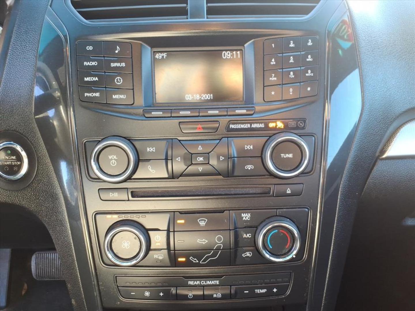 2016 Blue Jeans Ford Explorer XLT (1FM5K8D8XGG) with an 3.5L 3.5L V6 290hp 255ft. lbs. Sequential Multiport Fuel Injection engine, 6-Speed Shiftable Automatic transmission, located at 5505 N. Summit St., Toledo, OH, 43611, (419) 729-2688, 41.654953, -83.530014 - Photo#13